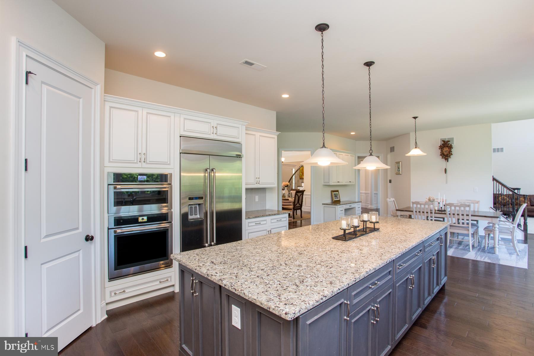 DUTCHESS FARM ESTS - Residential