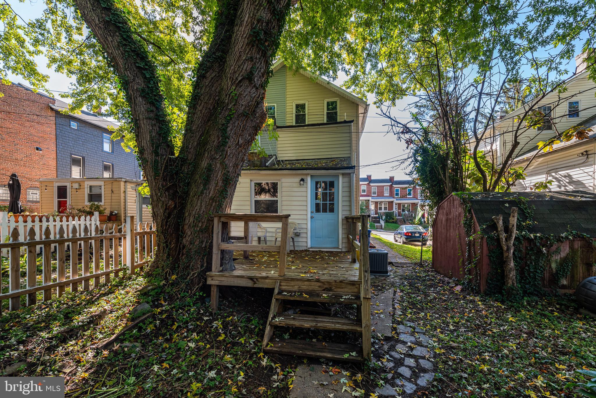 HAMPDEN HISTORIC DISTRICT - Residential