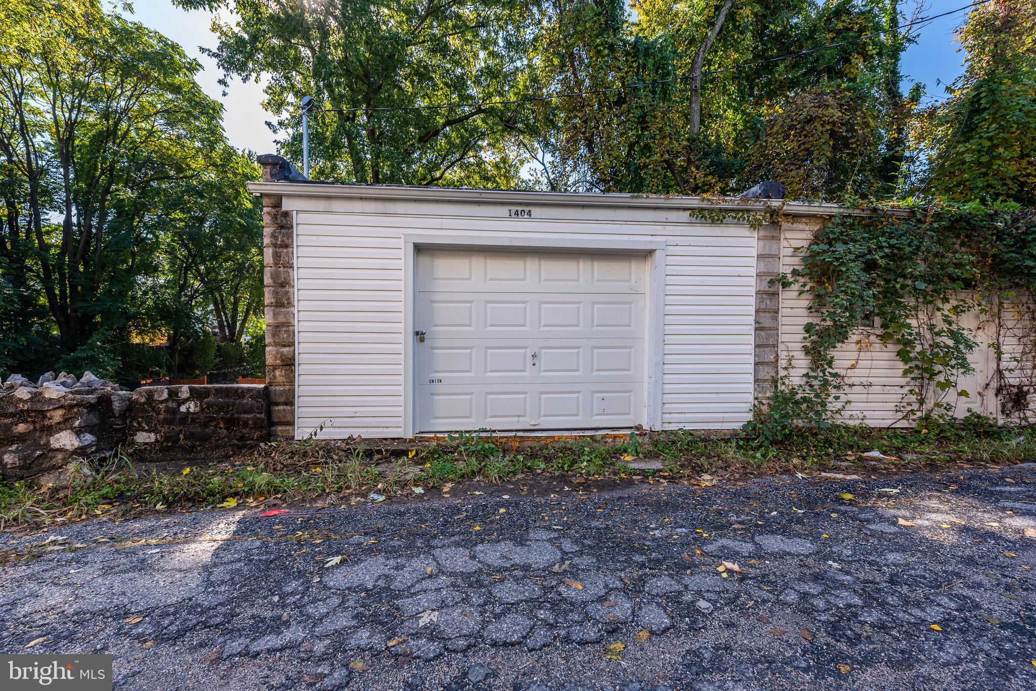 HAMPDEN HISTORIC DISTRICT - Residential