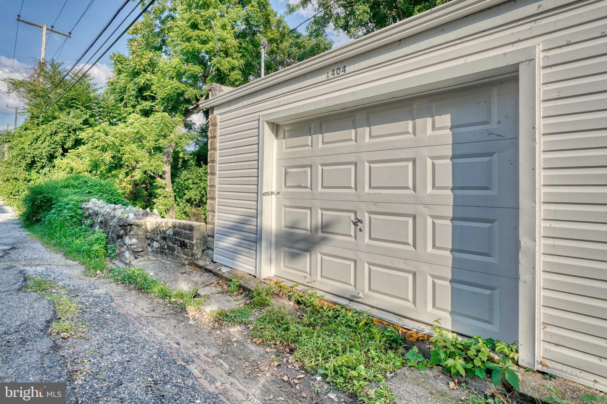 HAMPDEN HISTORIC DISTRICT - Residential