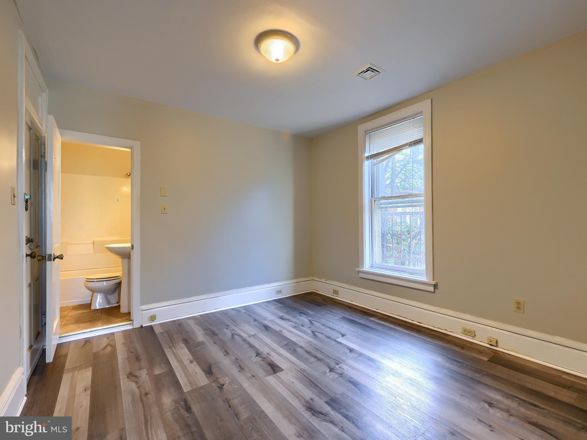 MIDTOWN HISTORIC DISTRICT - Residential Income