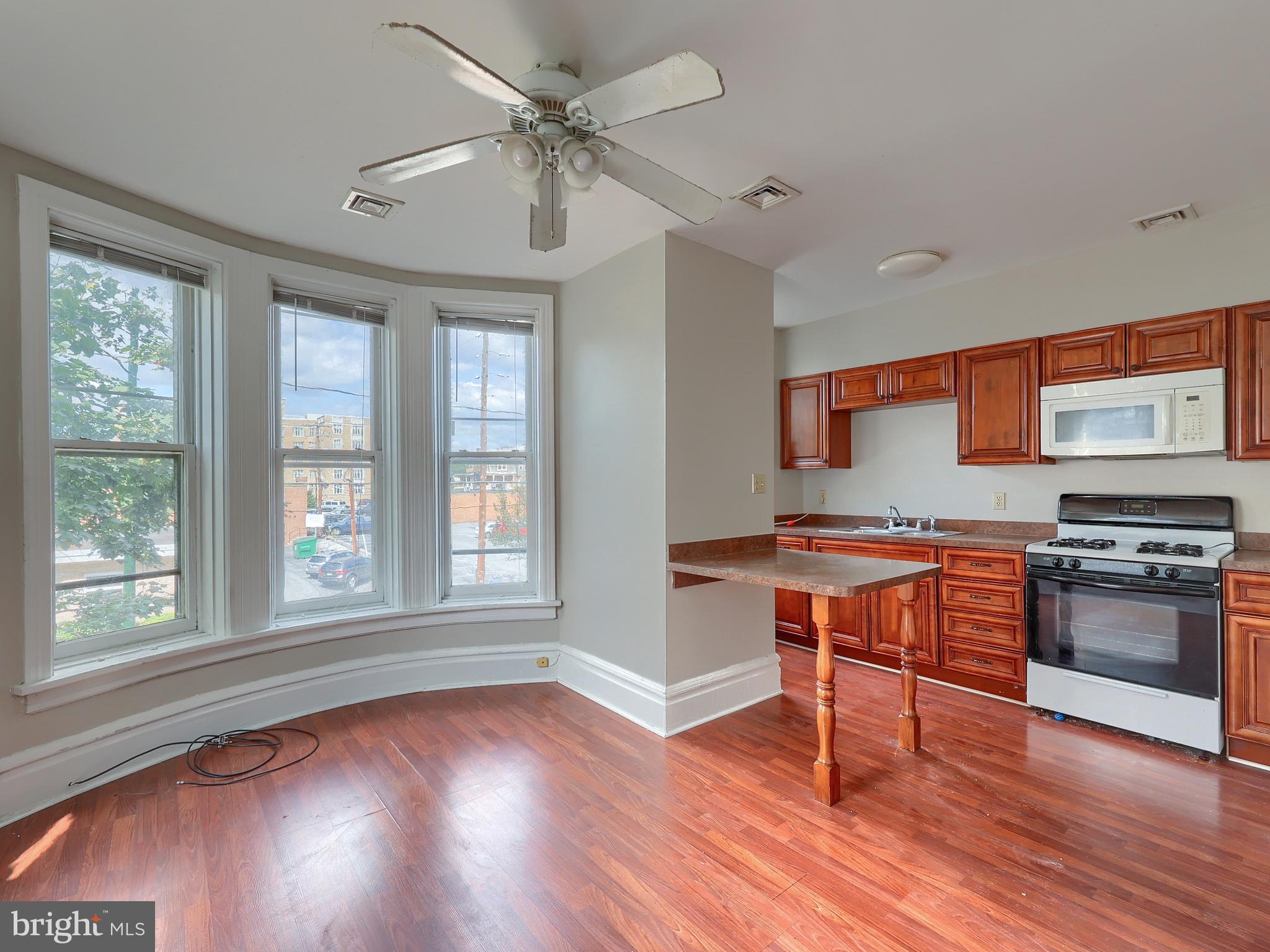 MIDTOWN HISTORIC DISTRICT - Residential Income