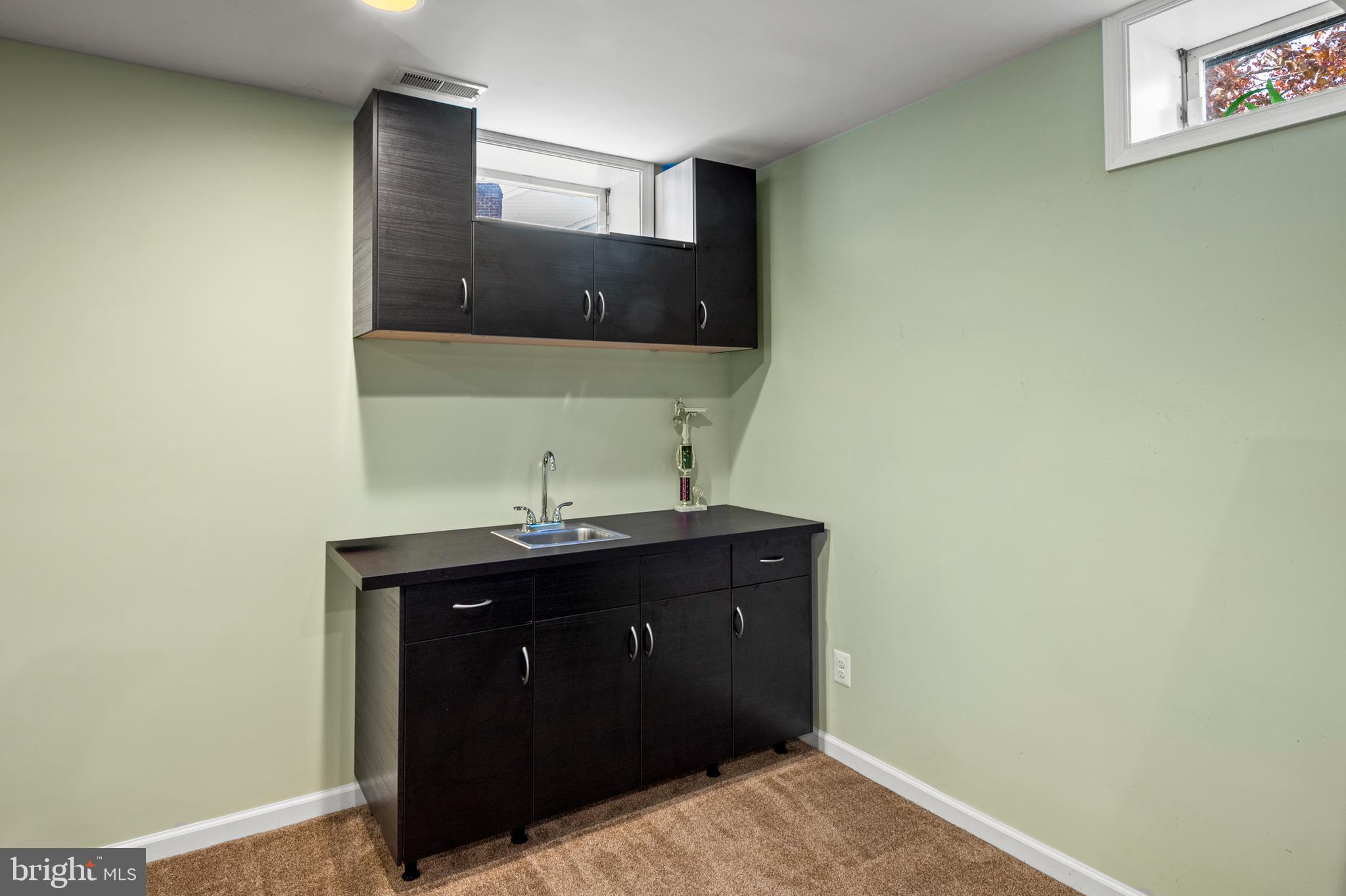 HUNTERS RUN - Residential