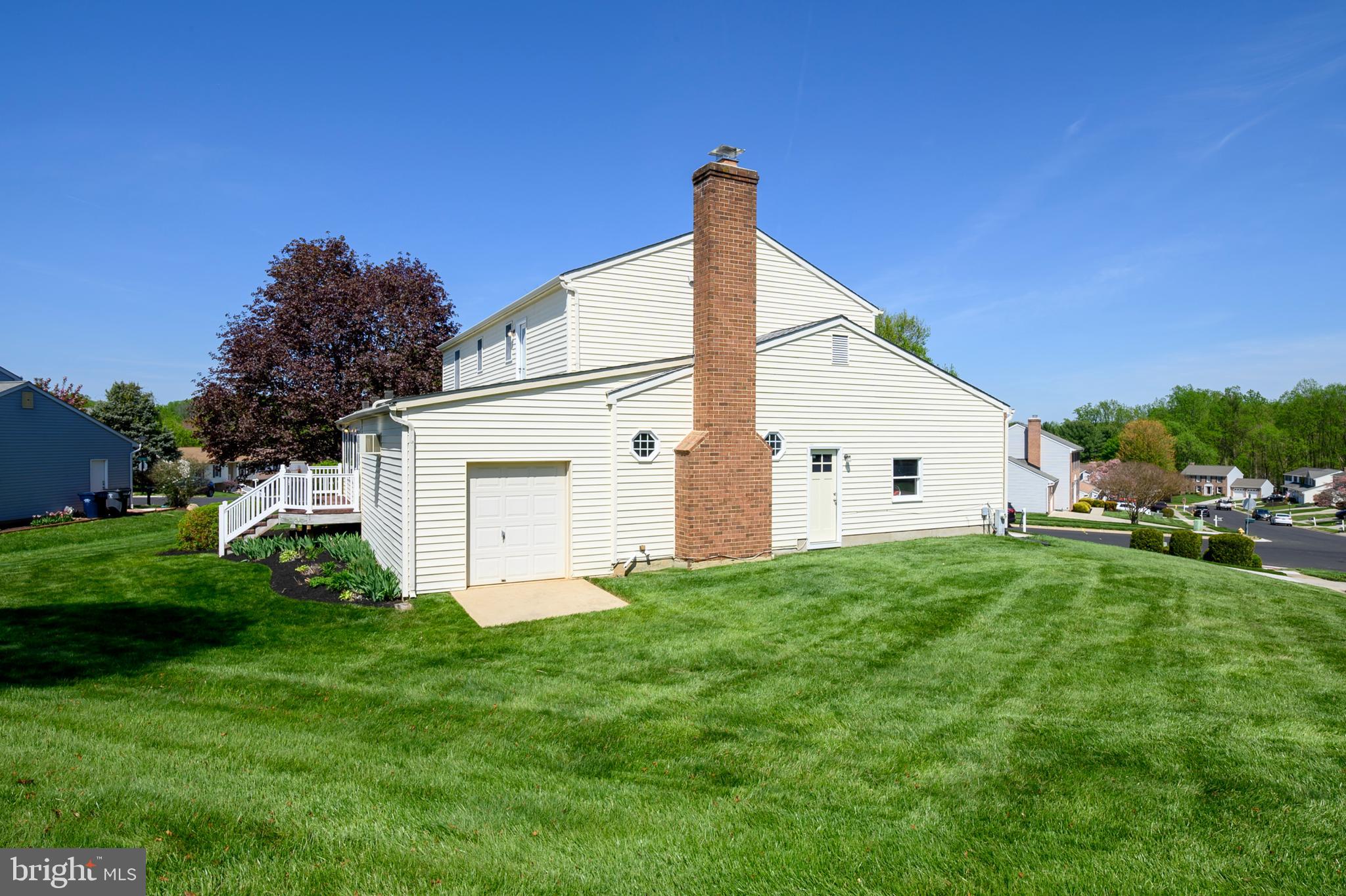 HUNTERS RUN - Residential