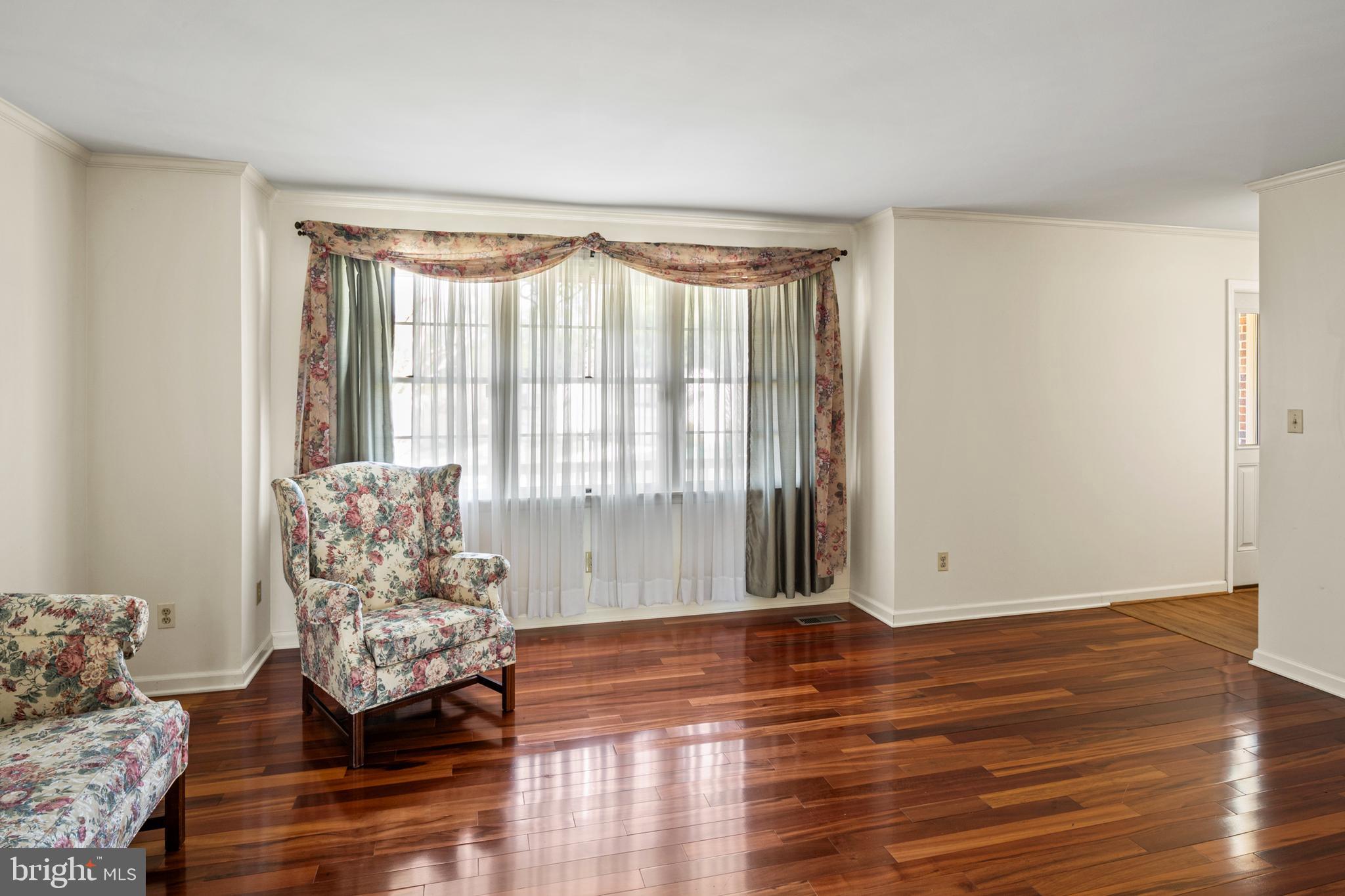 HUNTERS RUN - Residential