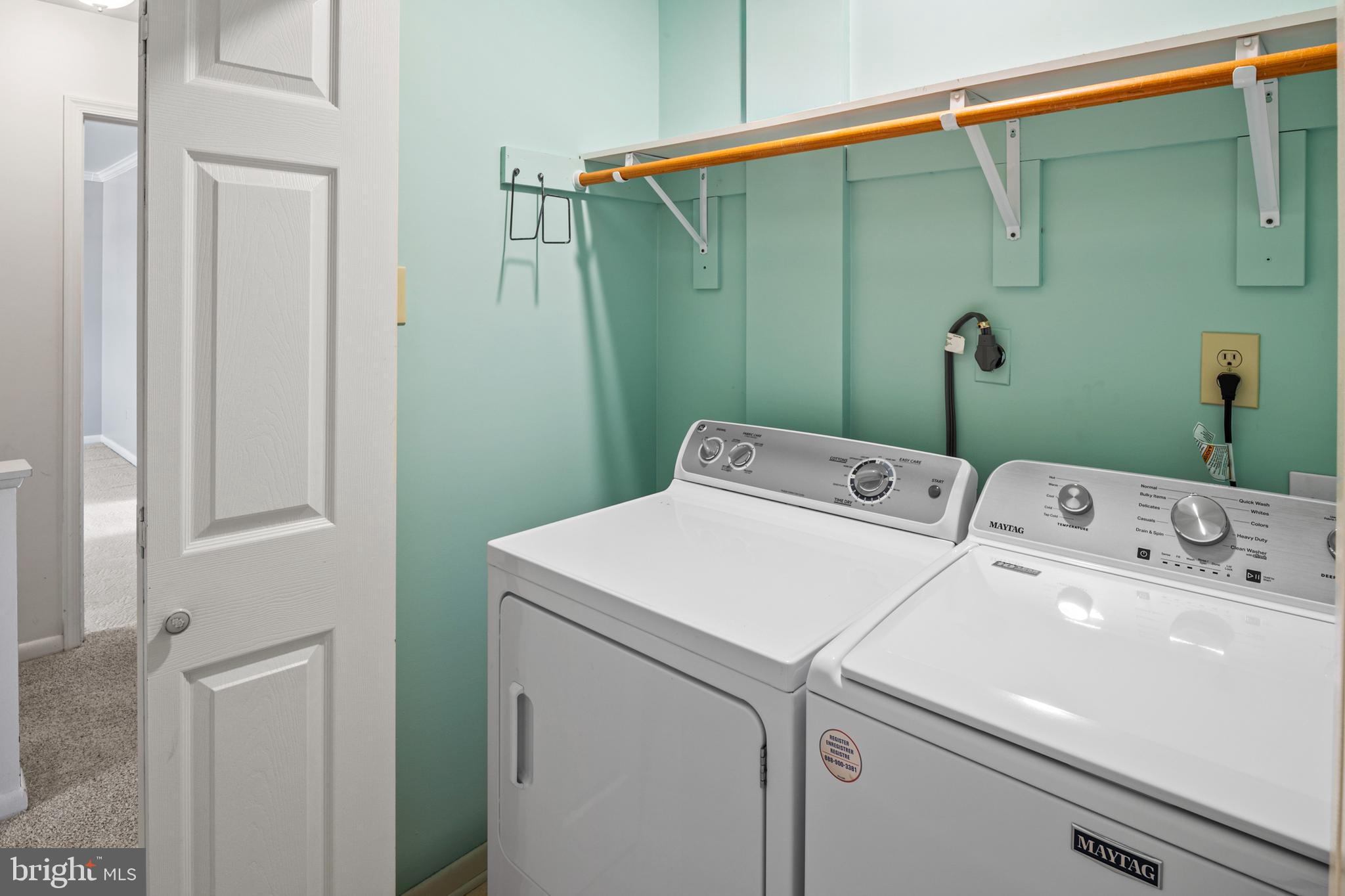 HUNTERS RUN - Residential