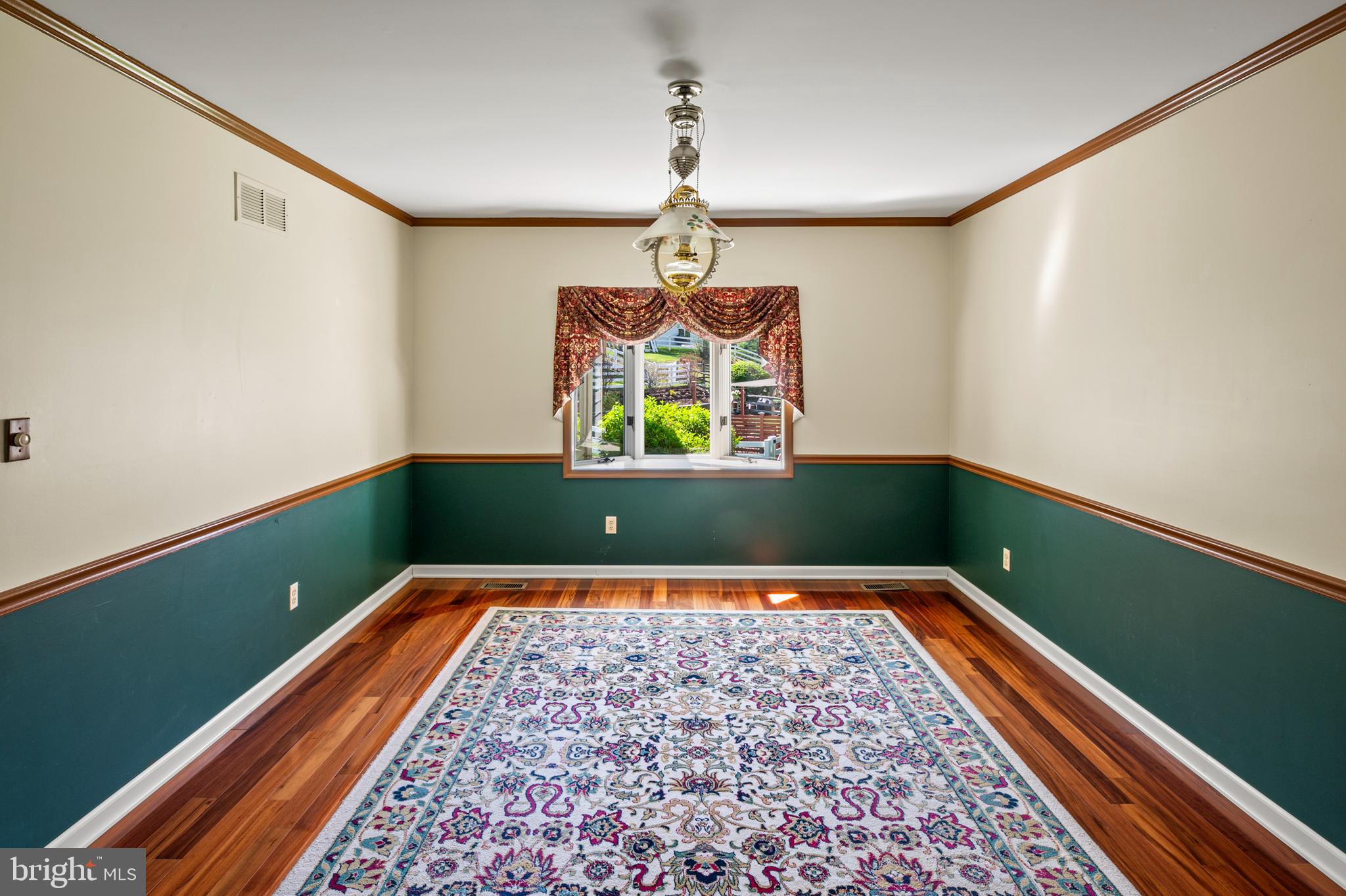 HUNTERS RUN - Residential