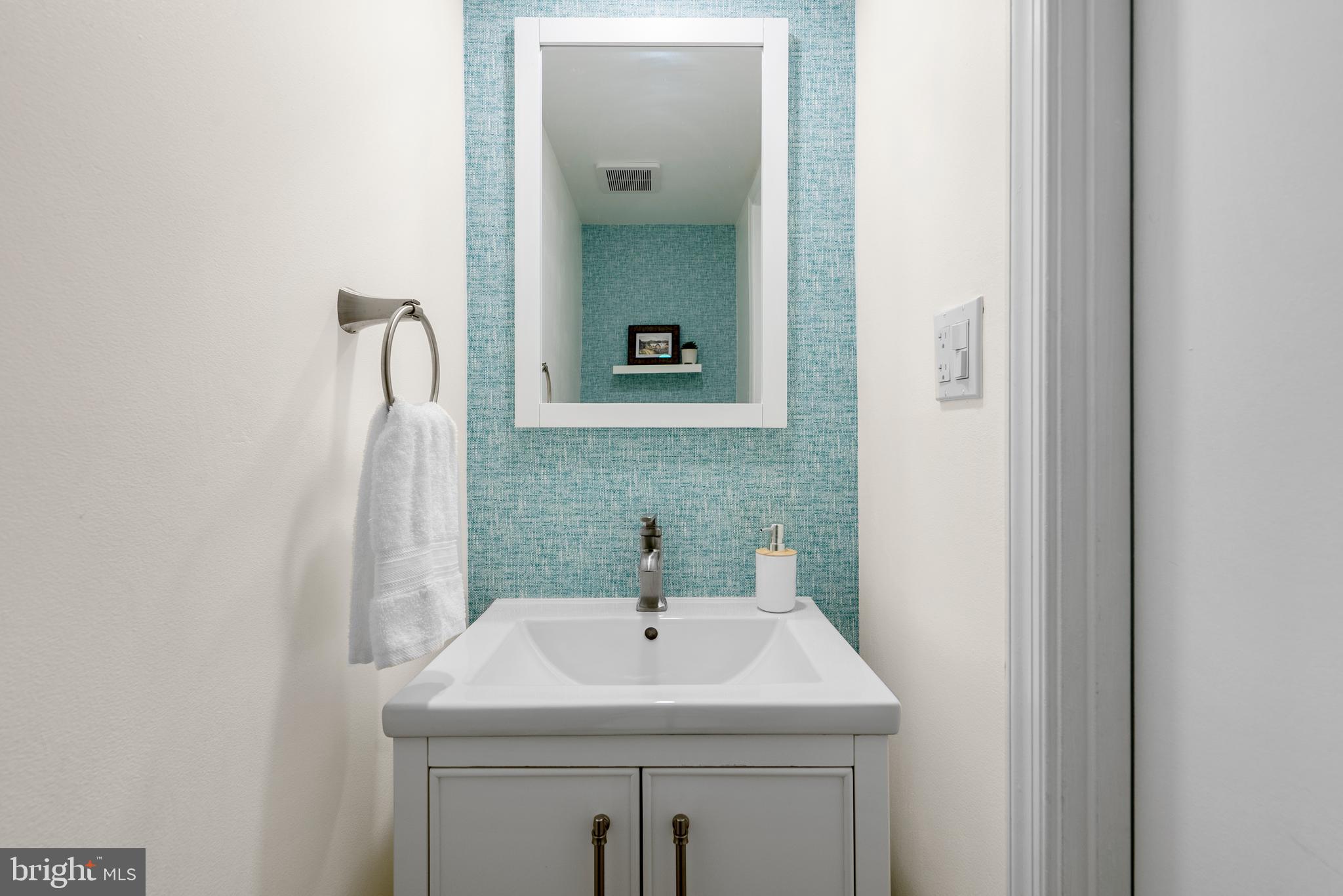 DUNN LORING VILLAGE - Residential