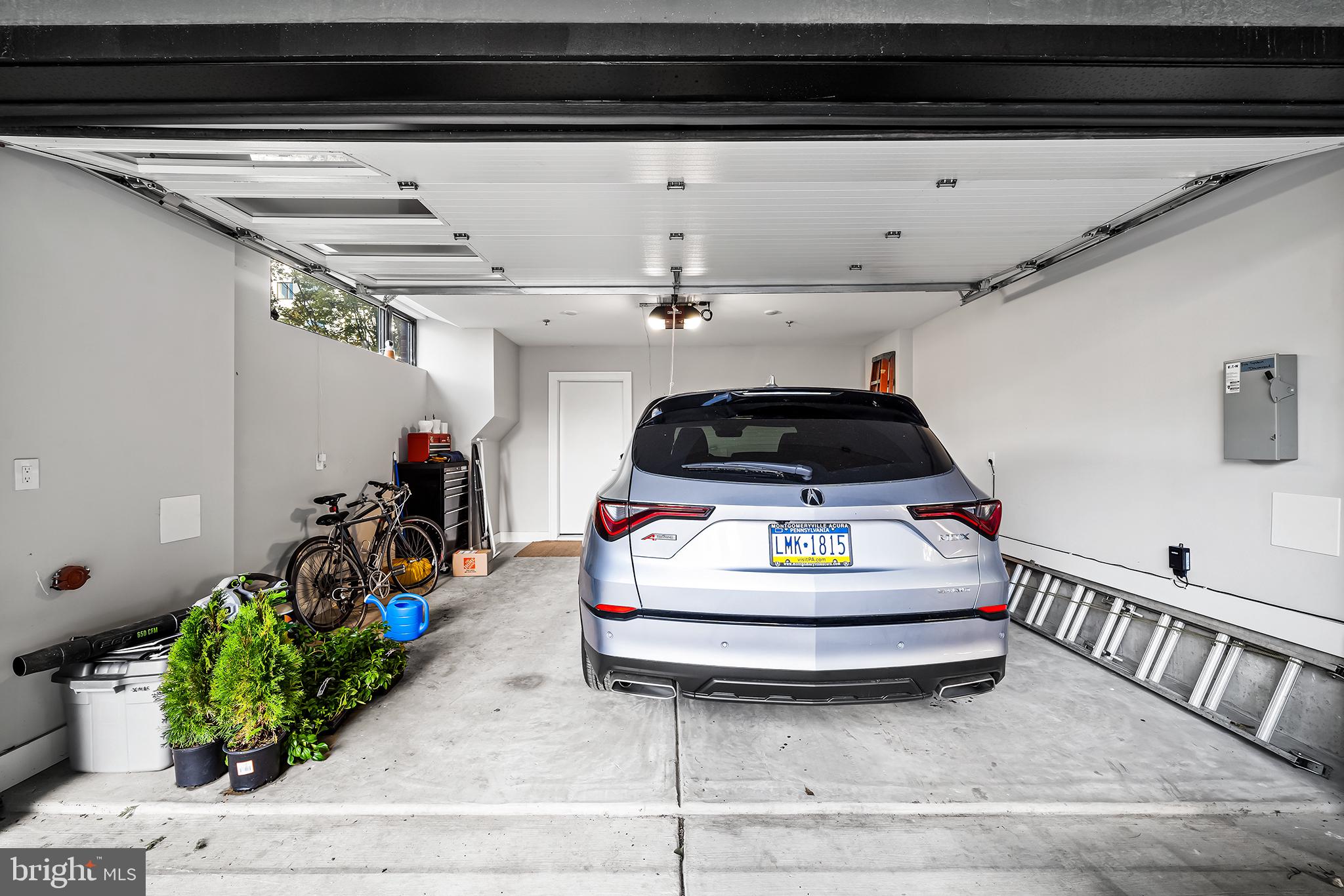 AVENUE OF THE ARTS - Residential