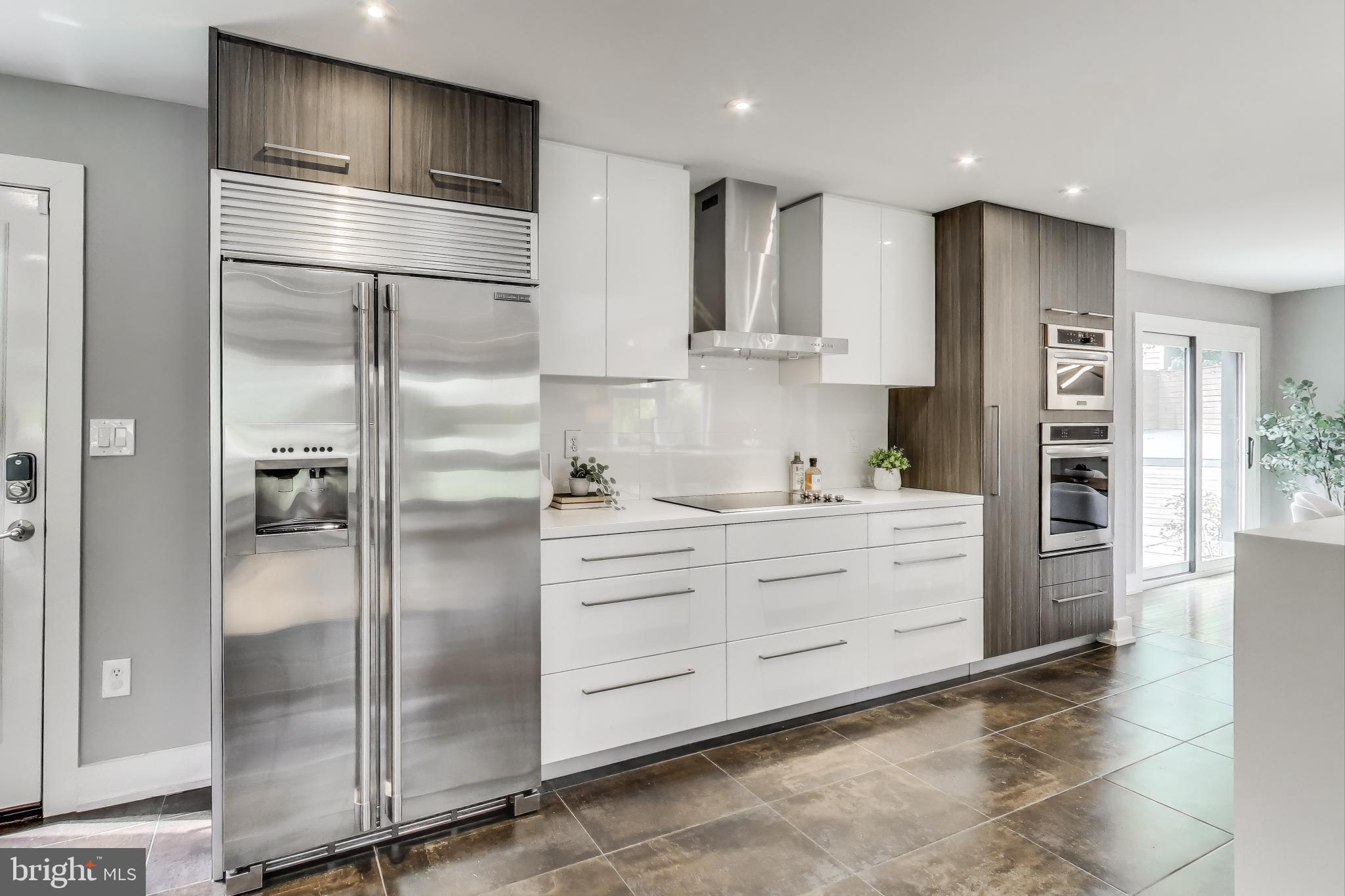 KENSINGTON KNOLLS - Residential