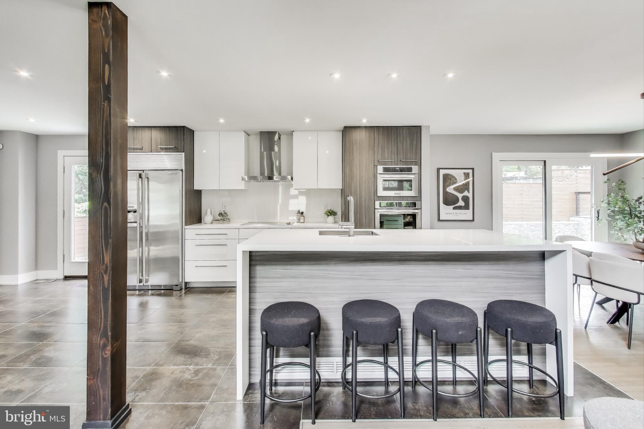 KENSINGTON KNOLLS - Residential