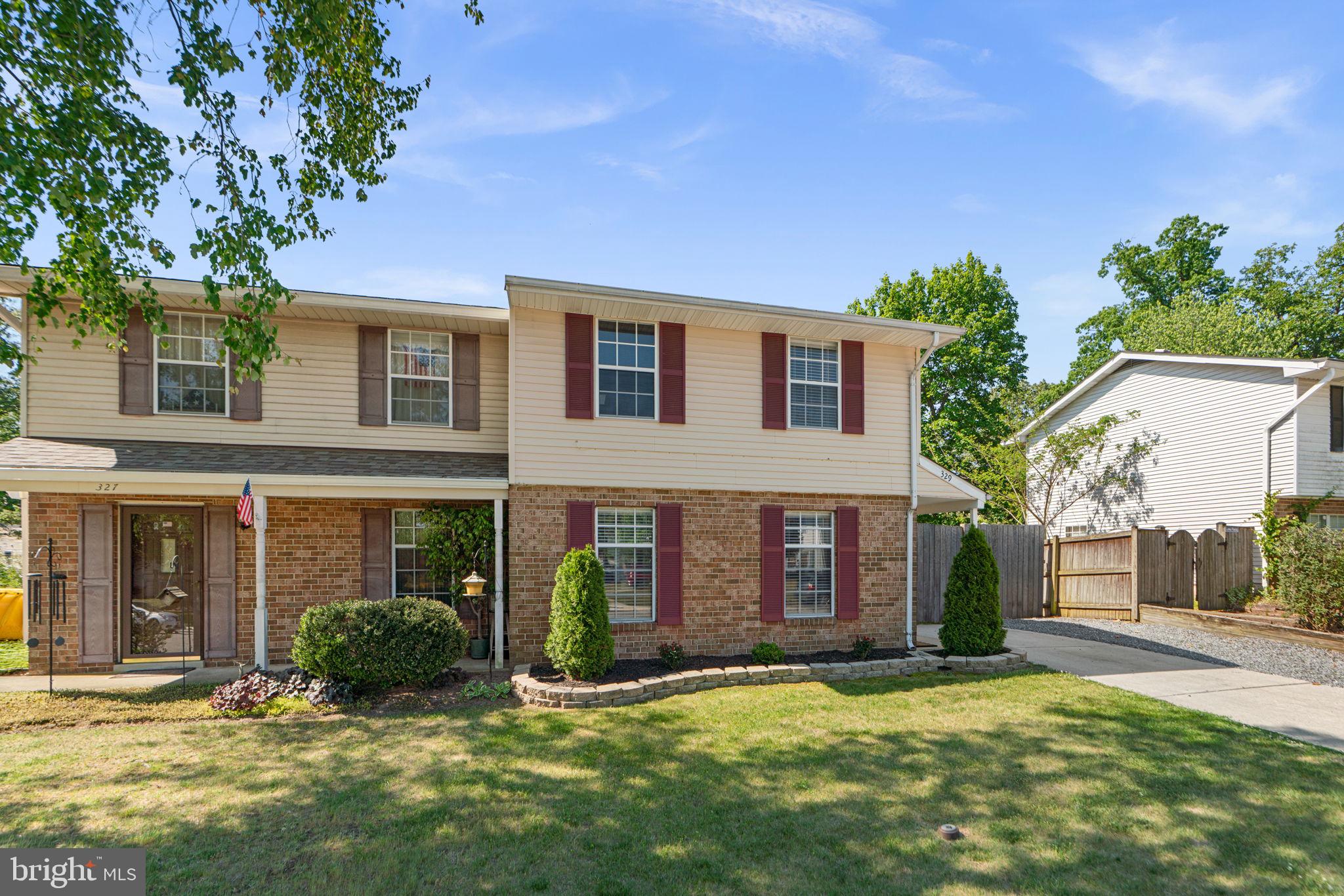 329 SHETLANDS LANE