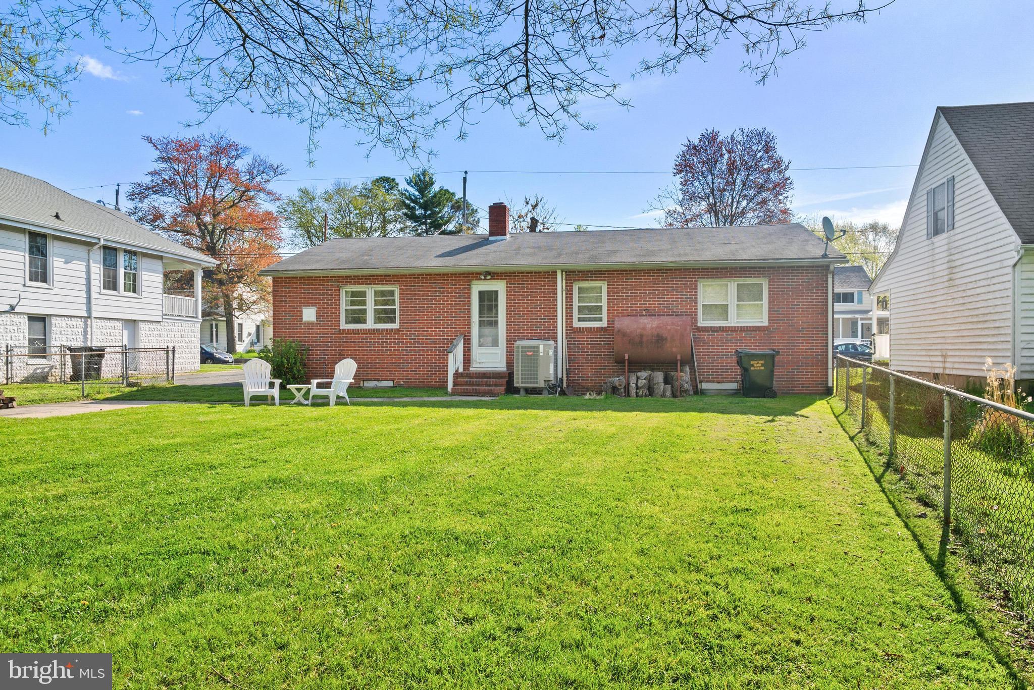 ROCK HALL - Residential