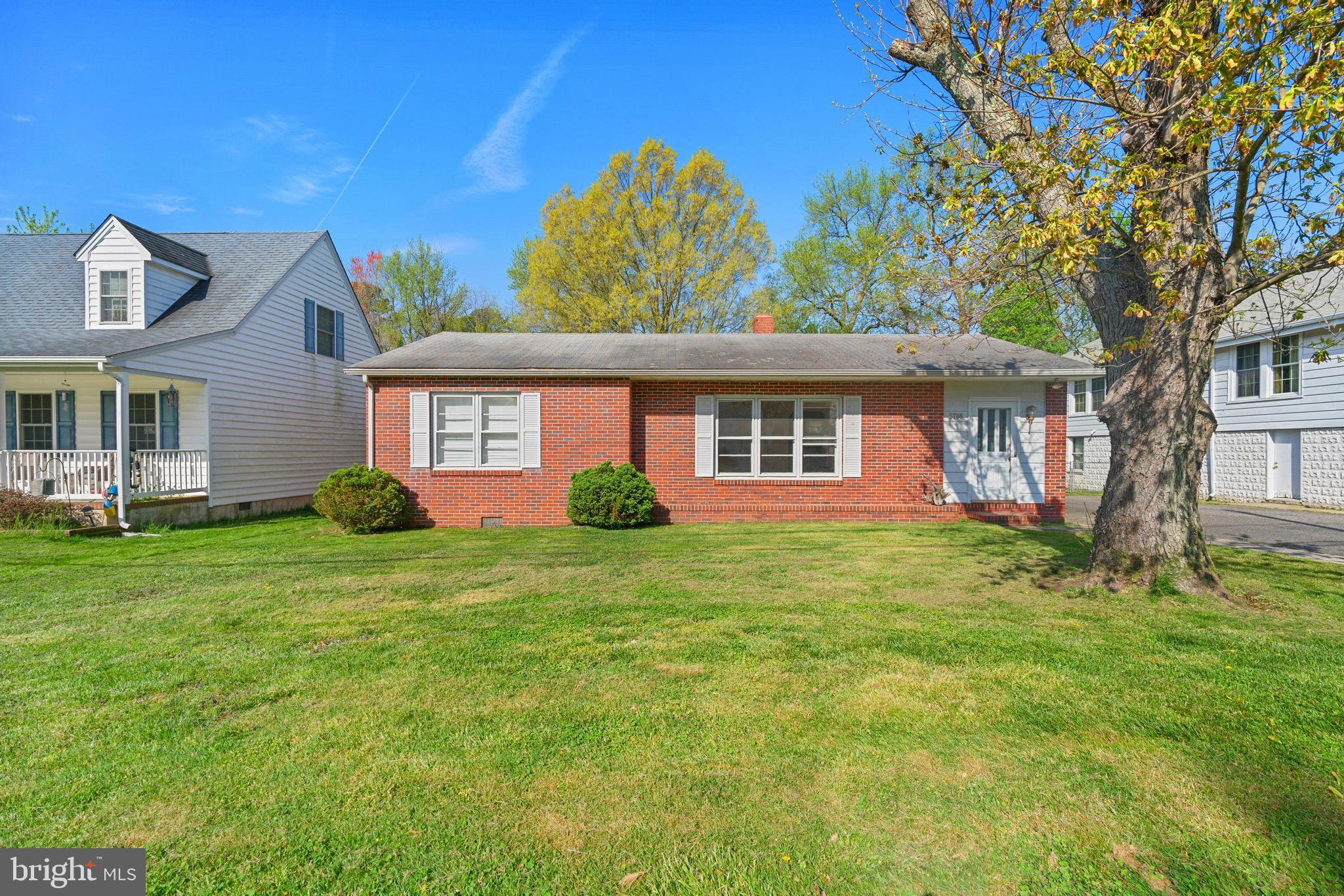 ROCK HALL - Residential