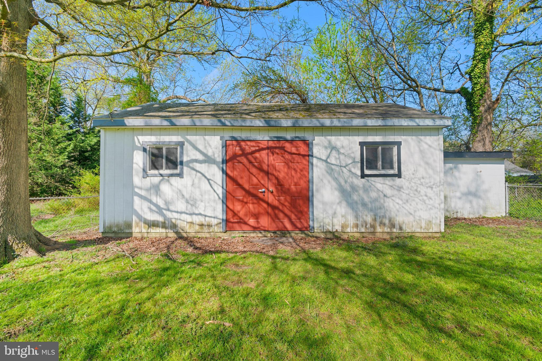 ROCK HALL - Residential