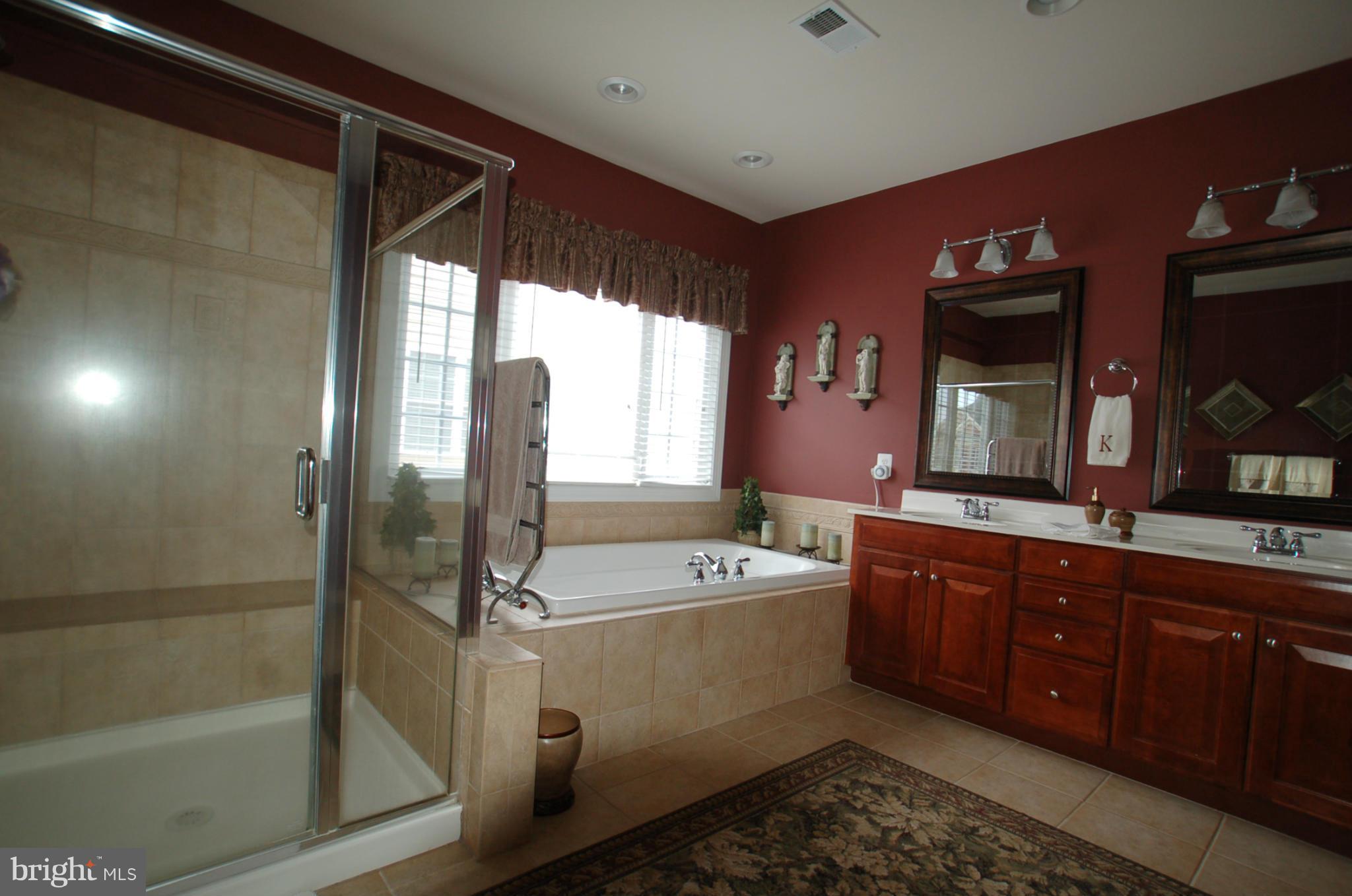 CHAPEL RIDGE - Residential