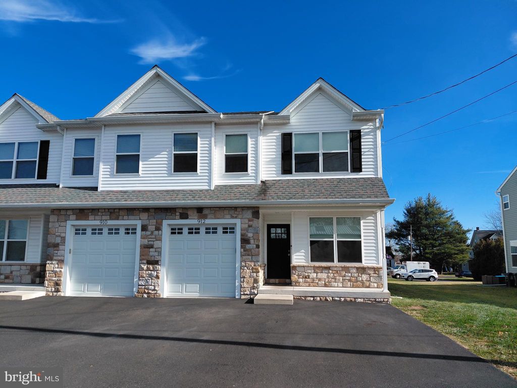 Photo of 912 Cemetery Road, QUAKERTOWN, PA 18951 (MLS # PABU2109352)