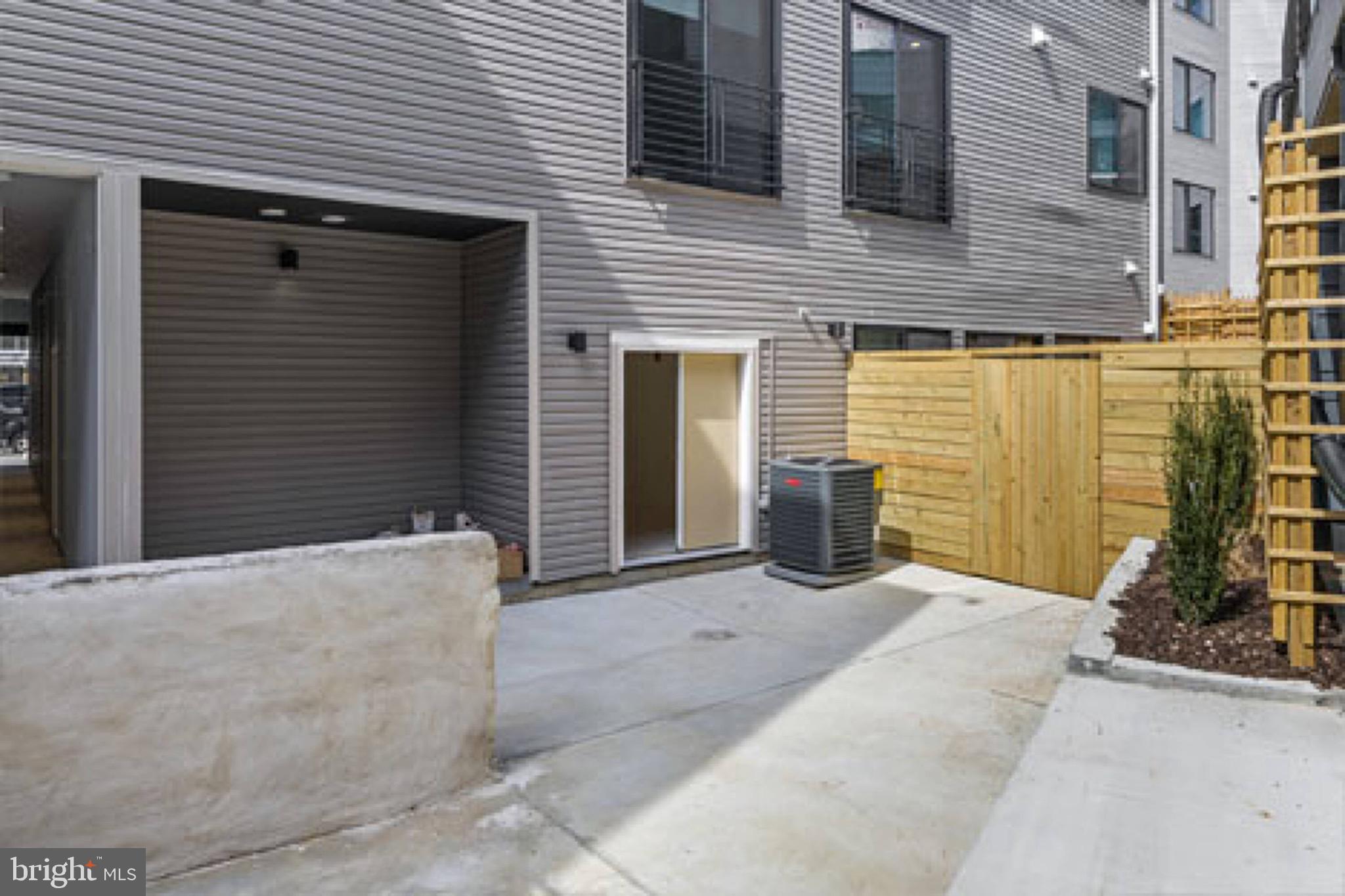 FISHTOWN - Commercial Lease