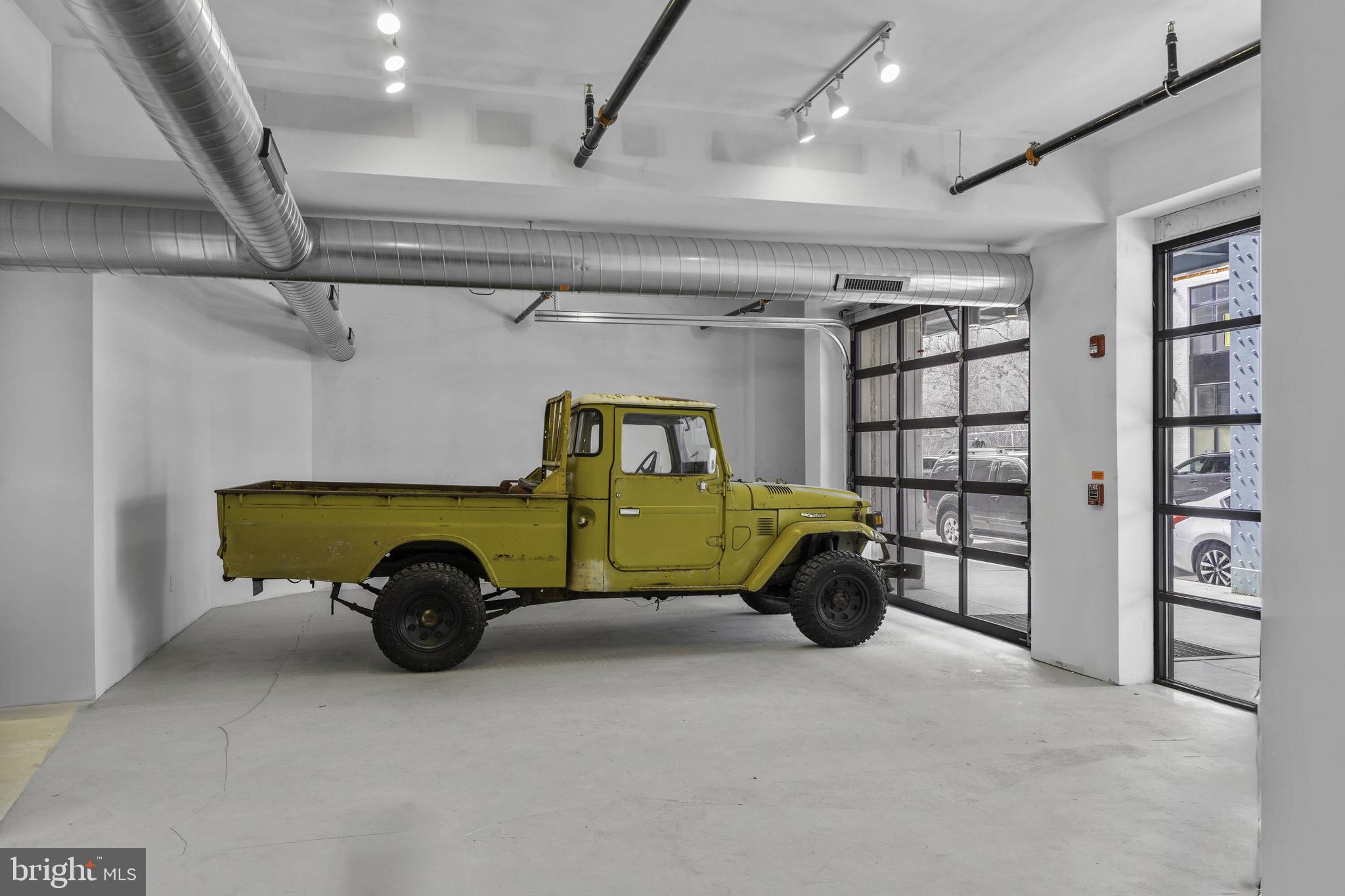 FISHTOWN - Commercial Lease