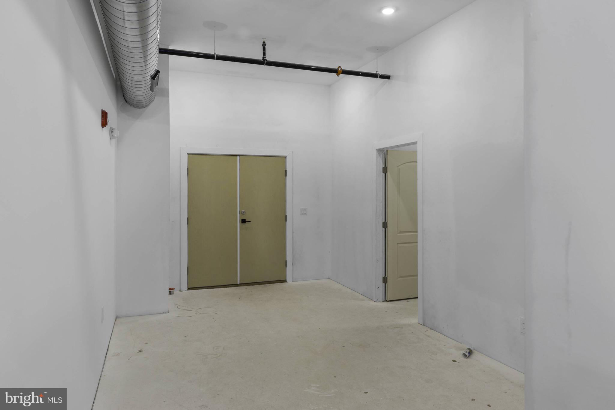 FISHTOWN - Commercial Lease