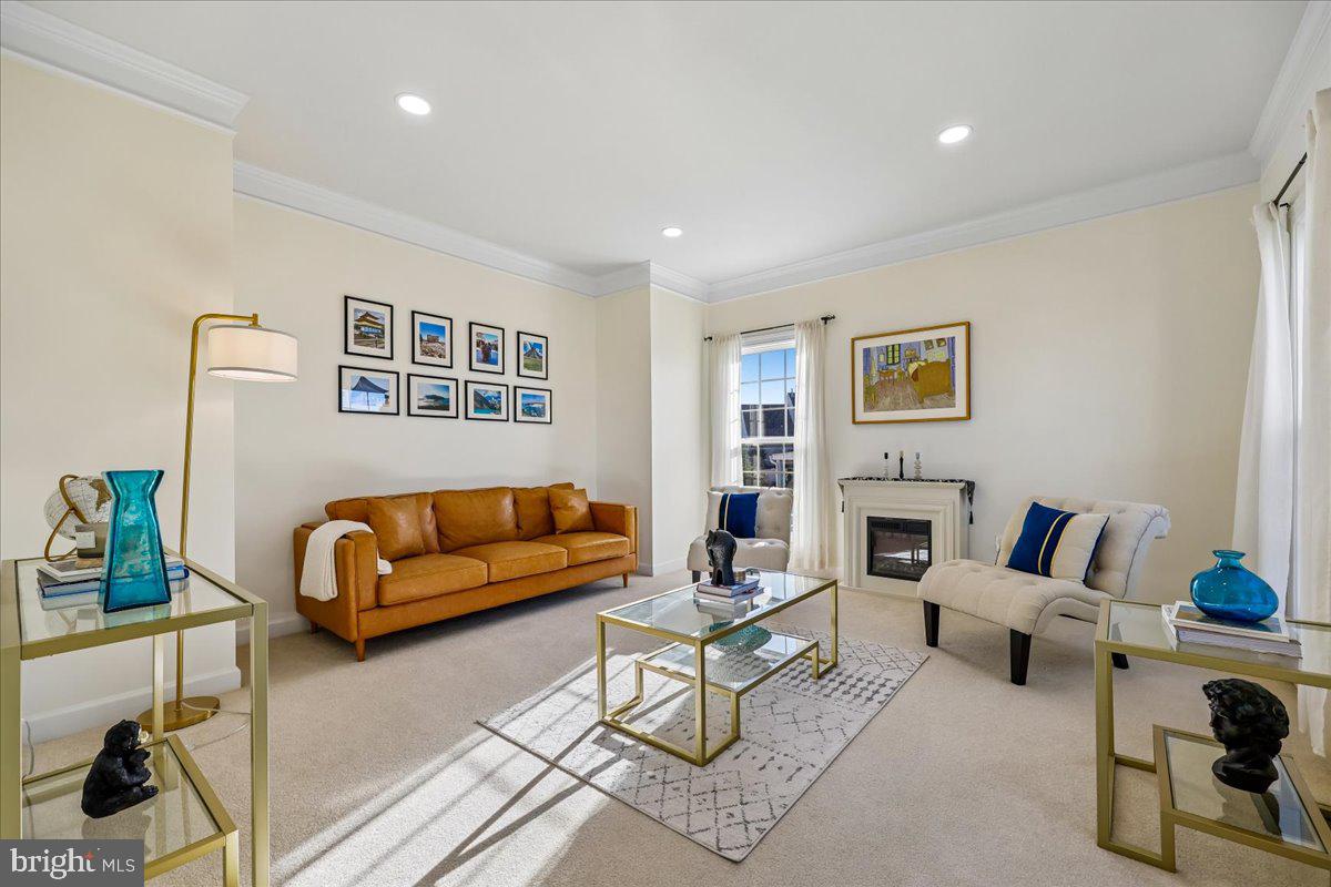 133 GREENWICH DRIVE