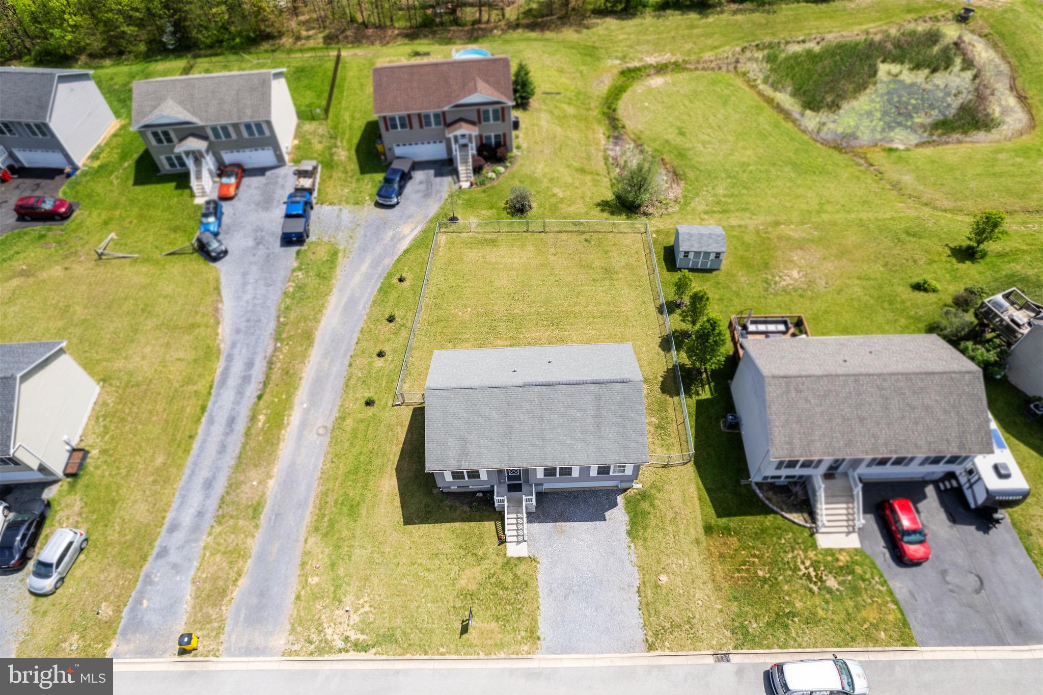 CHESSIE COURT - Residential