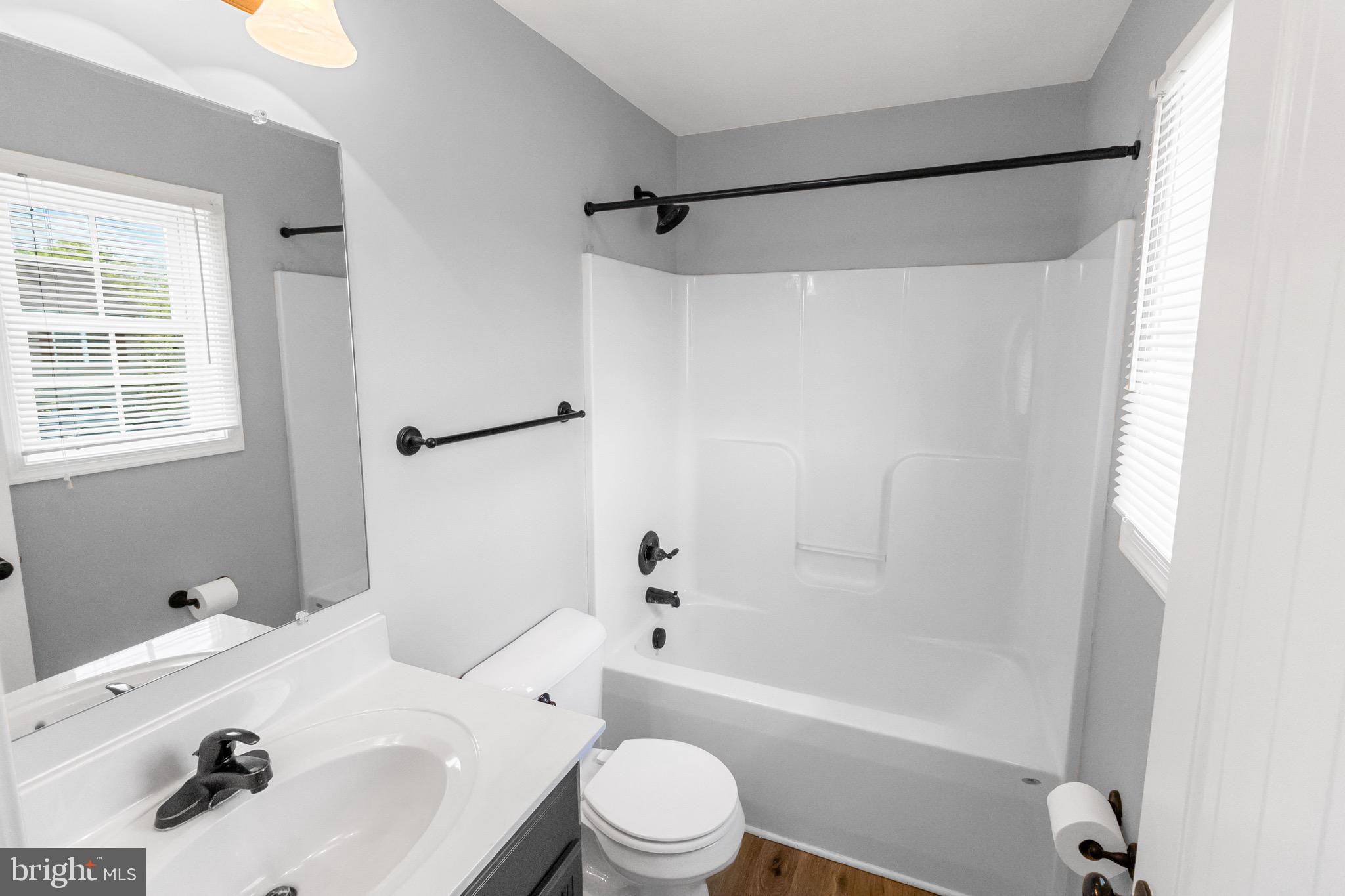 CHESSIE COURT - Residential