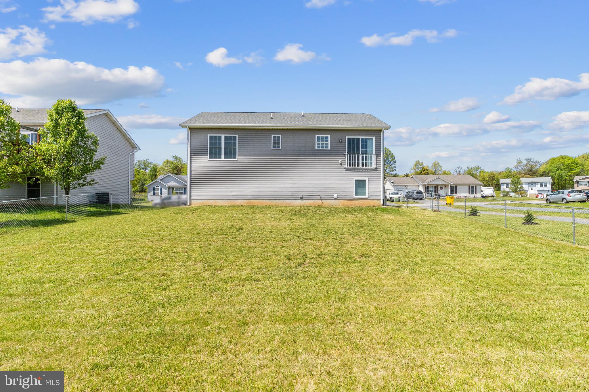 CHESSIE COURT - Residential