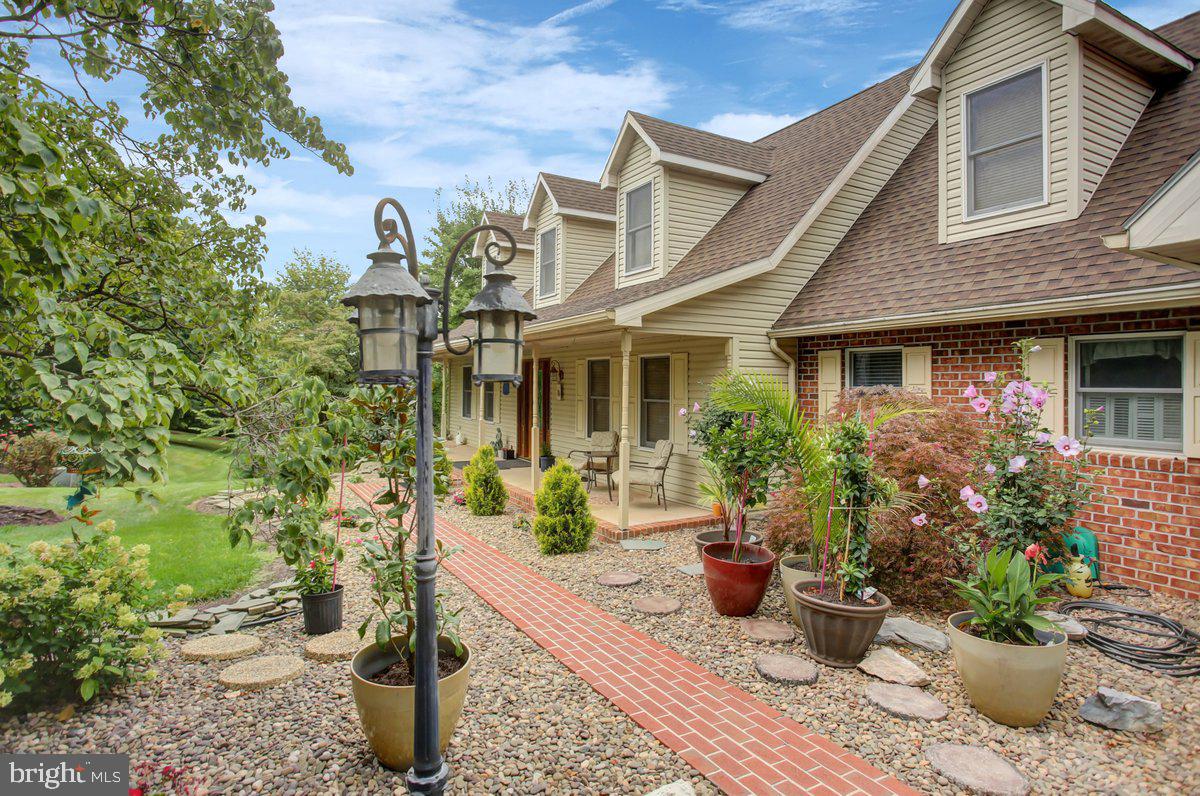 SOUTH GUILFORD HILLS - Residential