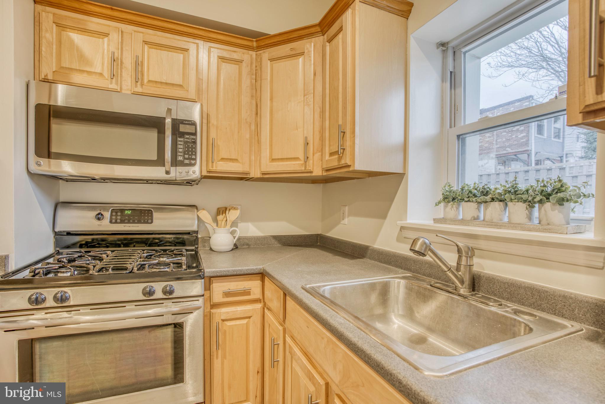 HAMPDEN HISTORIC DISTRICT - Residential