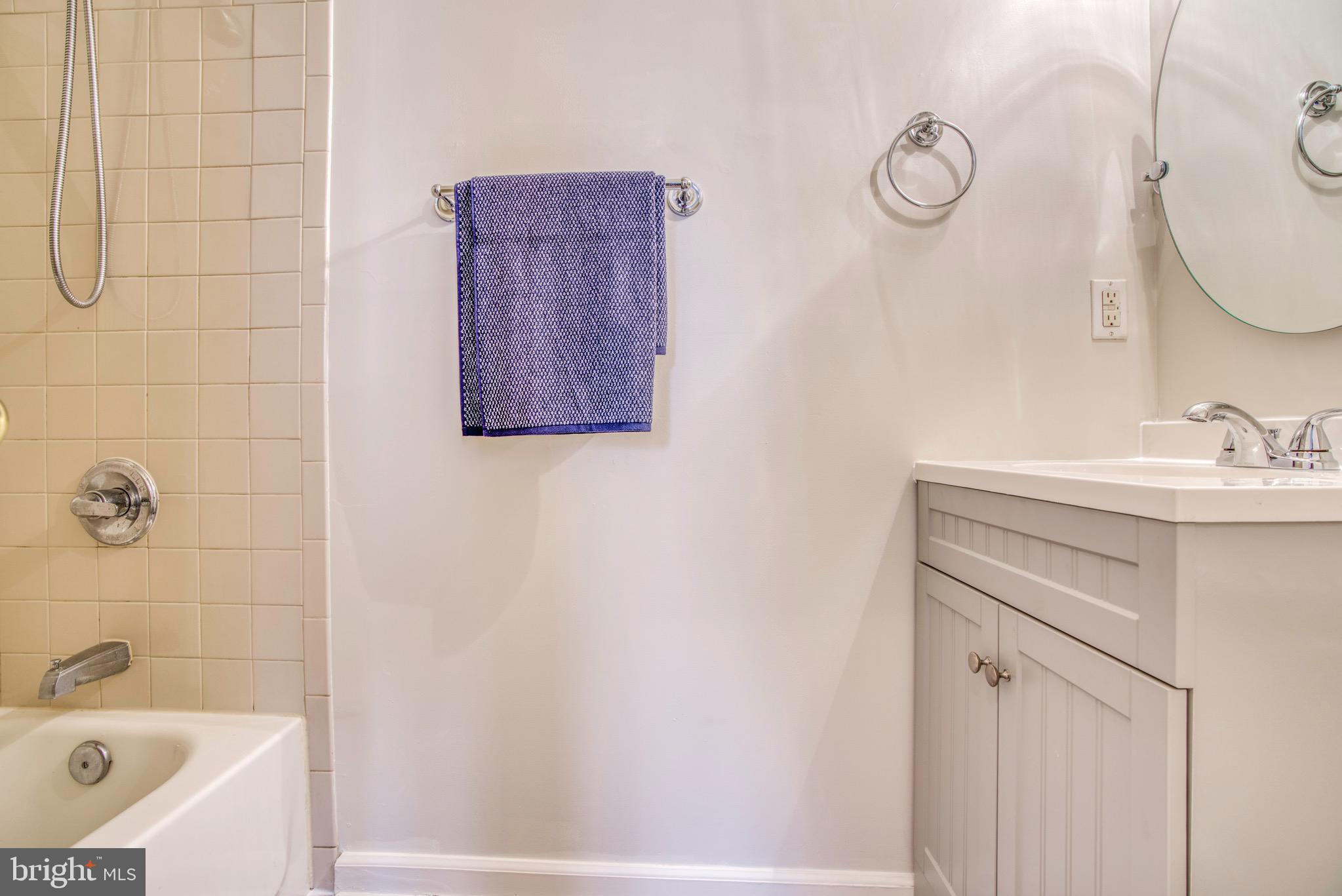 HAMPDEN HISTORIC DISTRICT - Residential