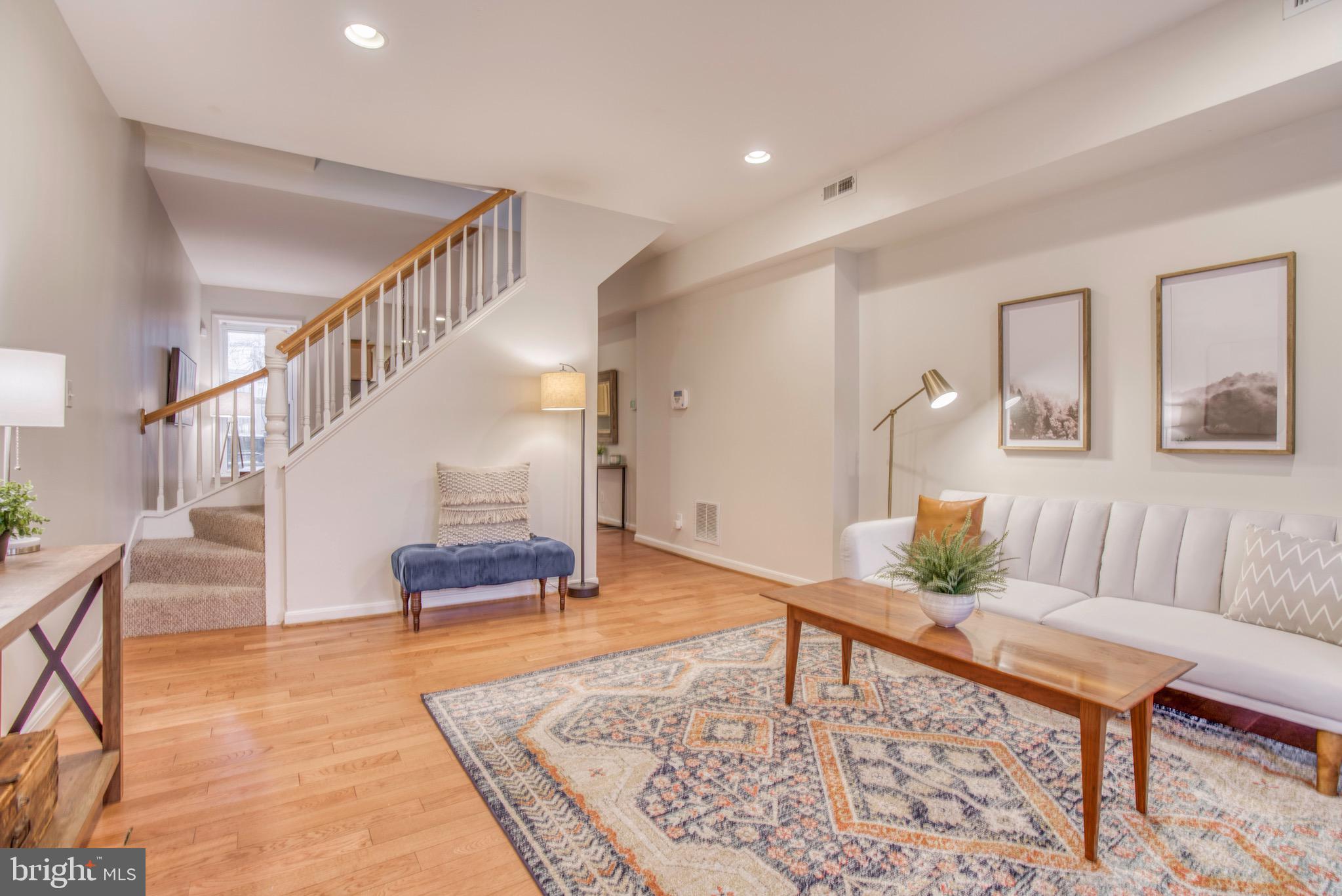 HAMPDEN HISTORIC DISTRICT - Residential