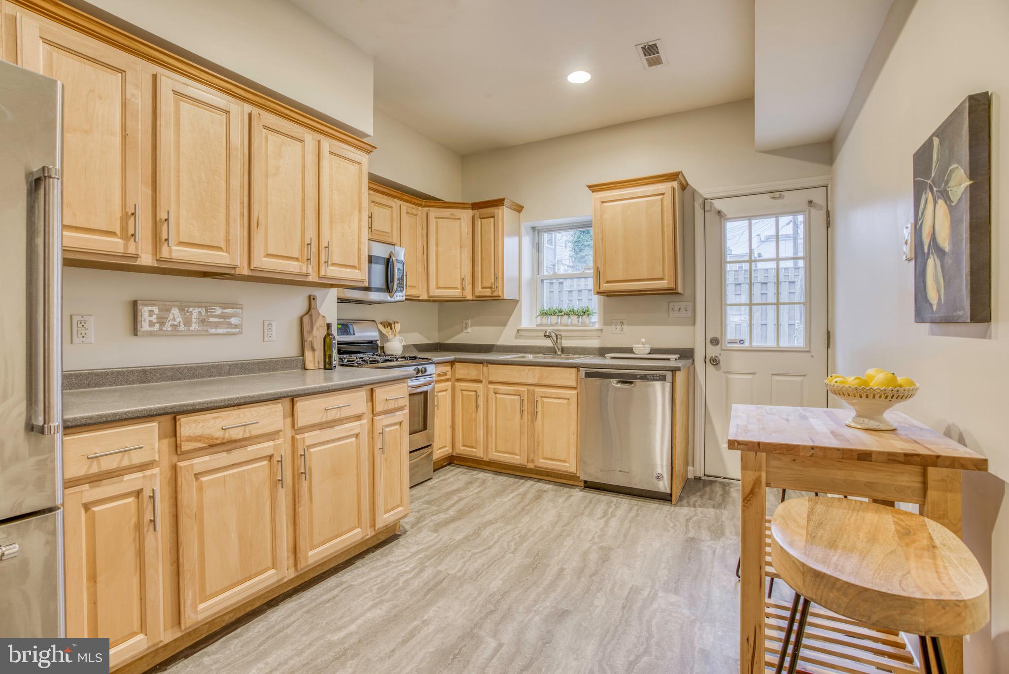 HAMPDEN HISTORIC DISTRICT - Residential