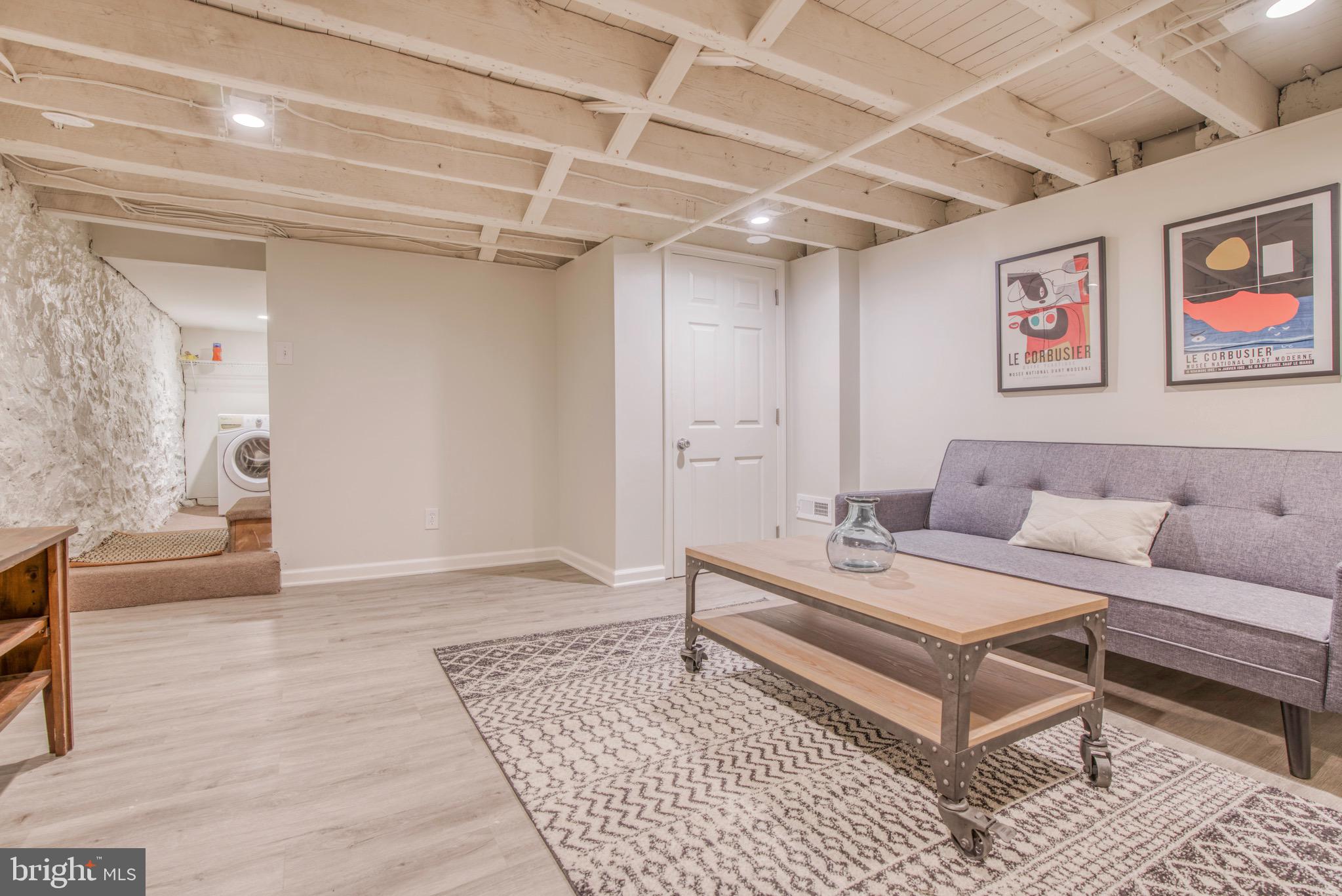 HAMPDEN HISTORIC DISTRICT - Residential