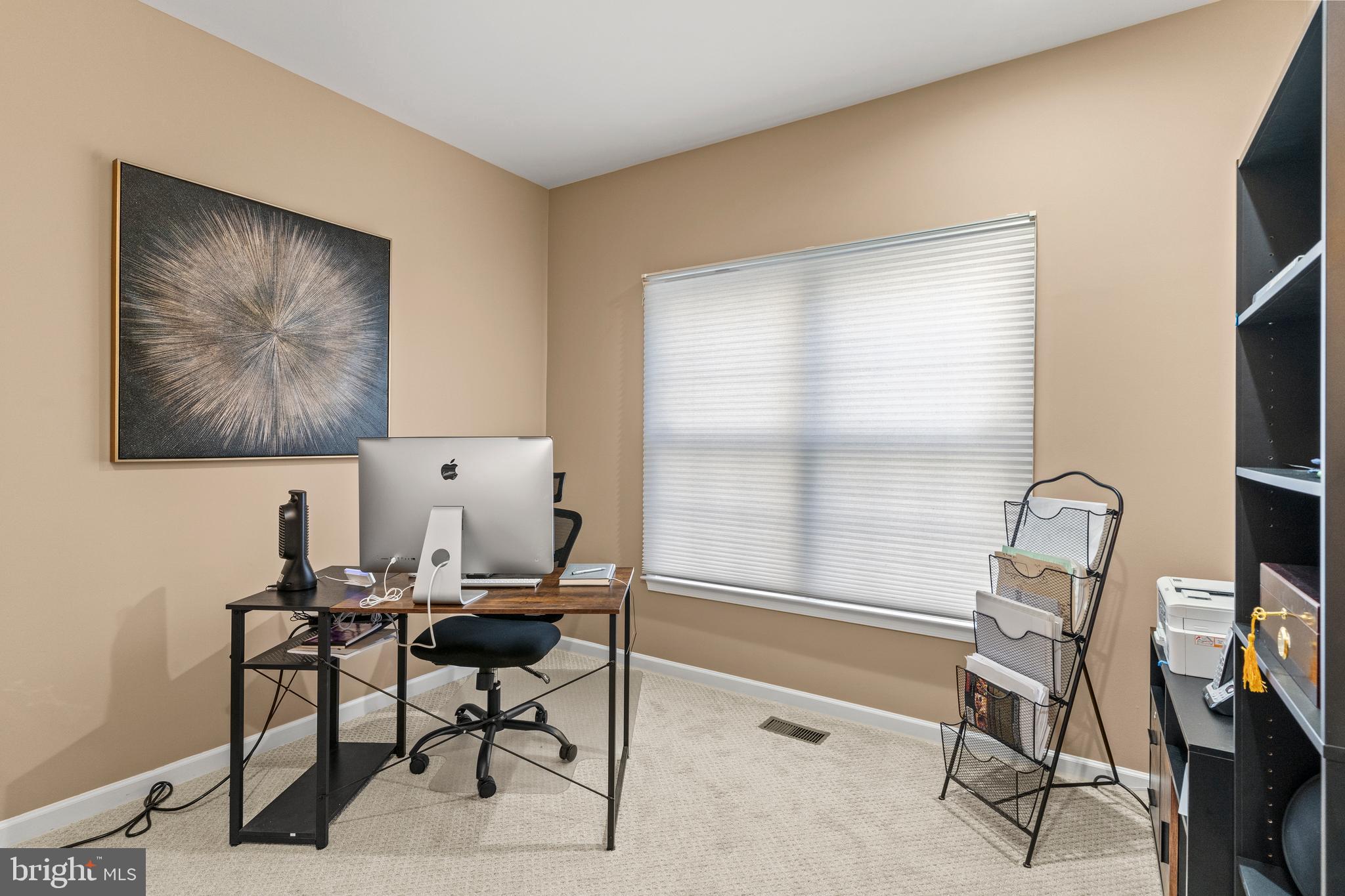 SOUTH RIDING - Residential