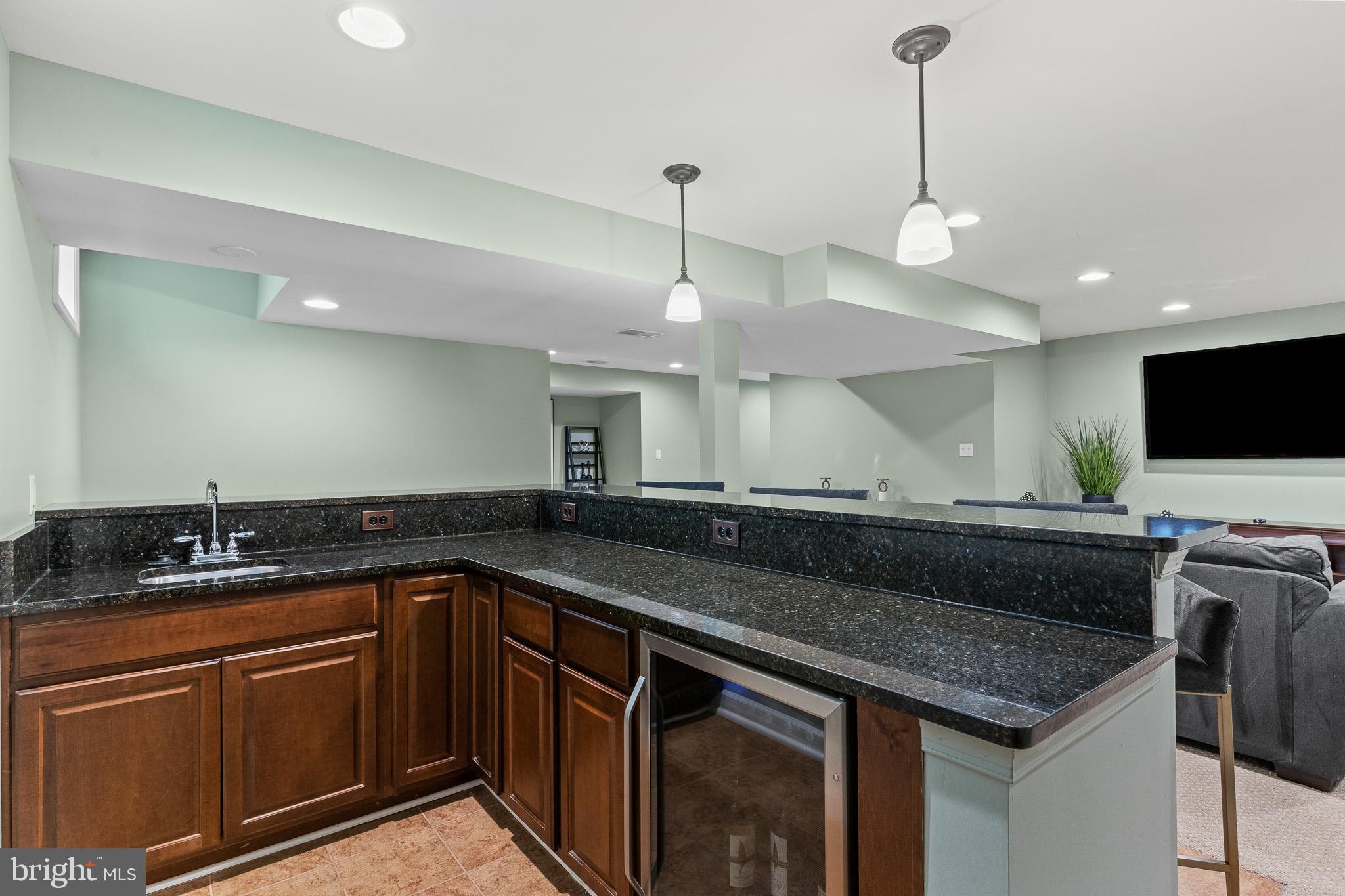 SOUTH RIDING - Residential