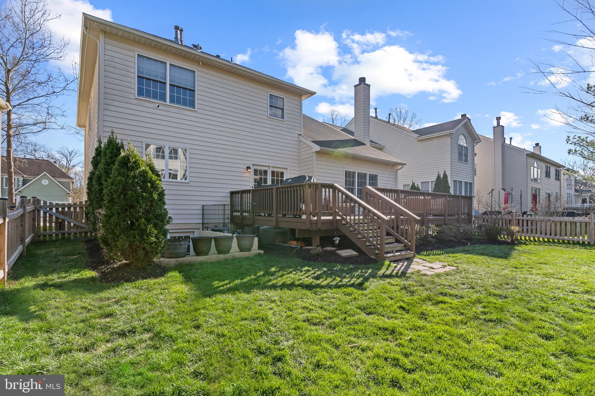 SOUTH RIDING - Residential