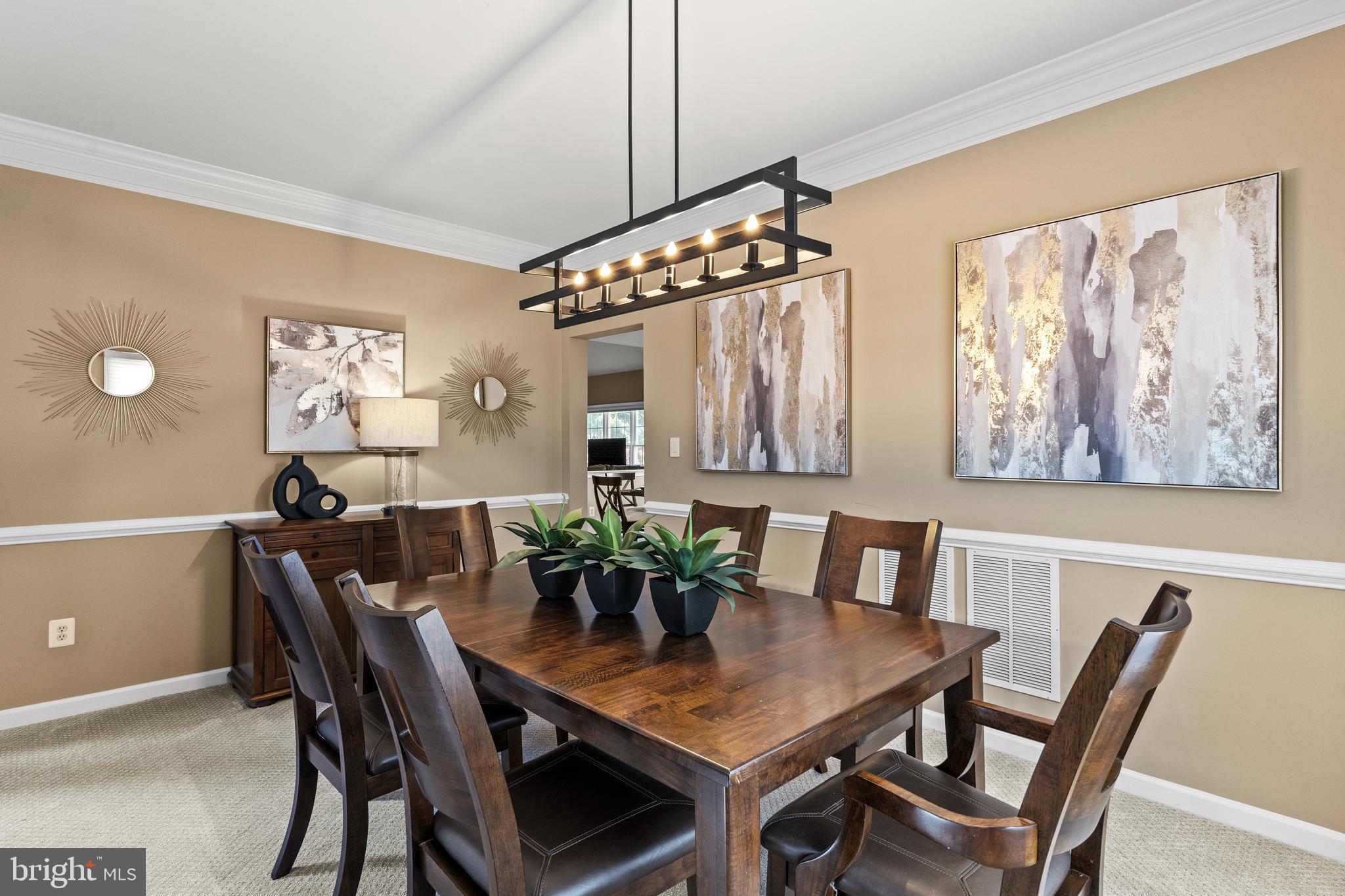 SOUTH RIDING - Residential