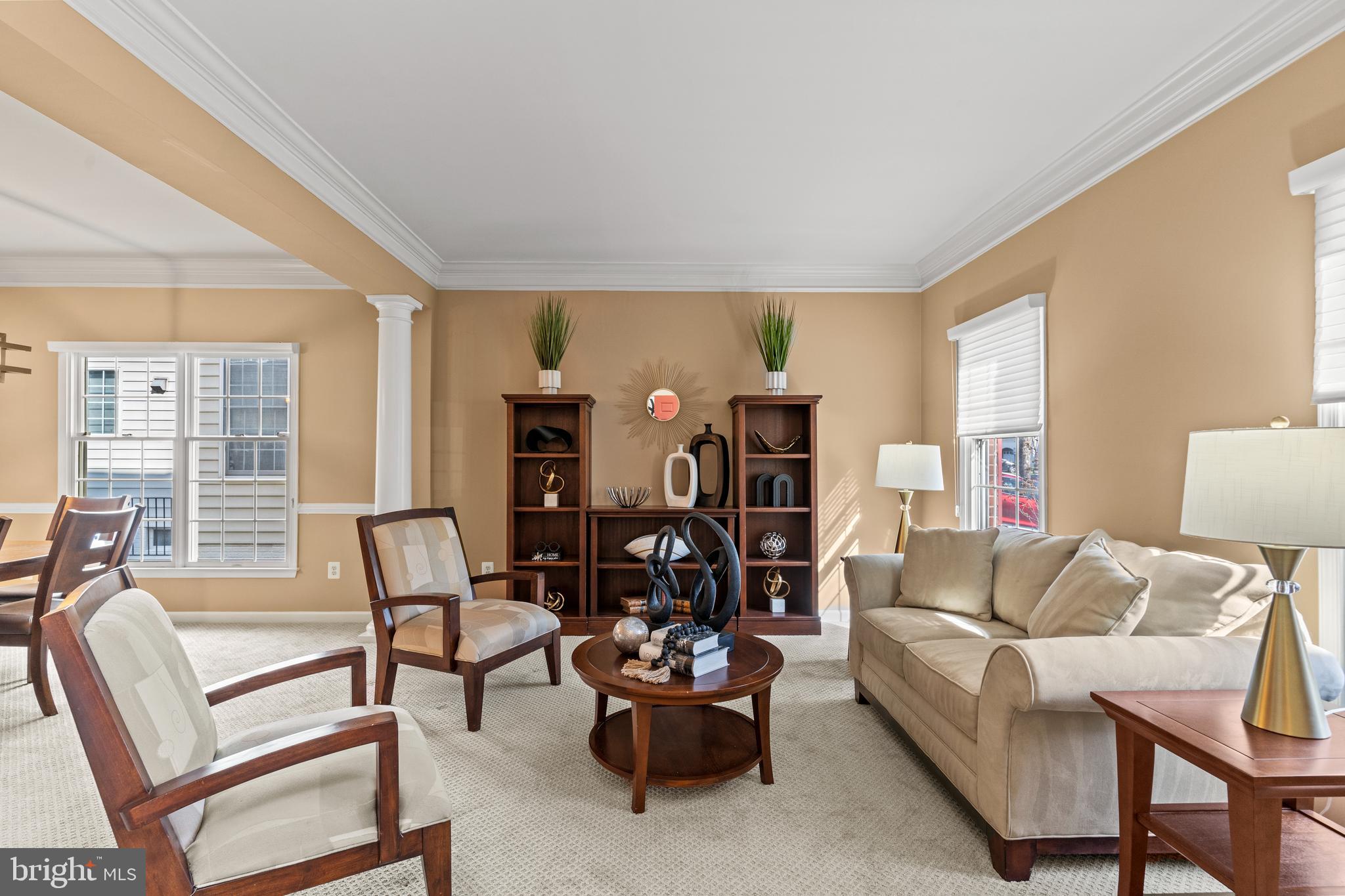 SOUTH RIDING - Residential