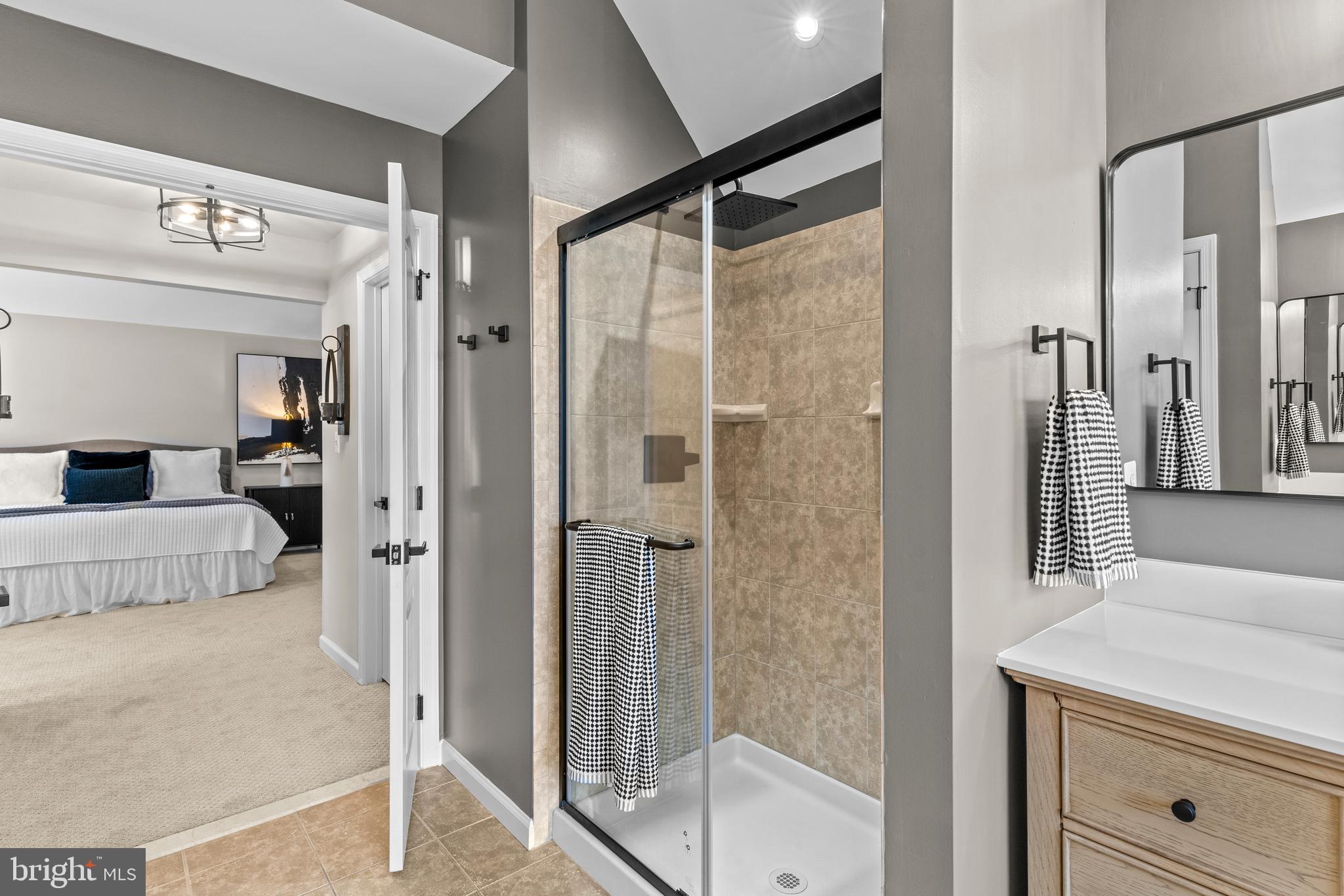 SOUTH RIDING - Residential