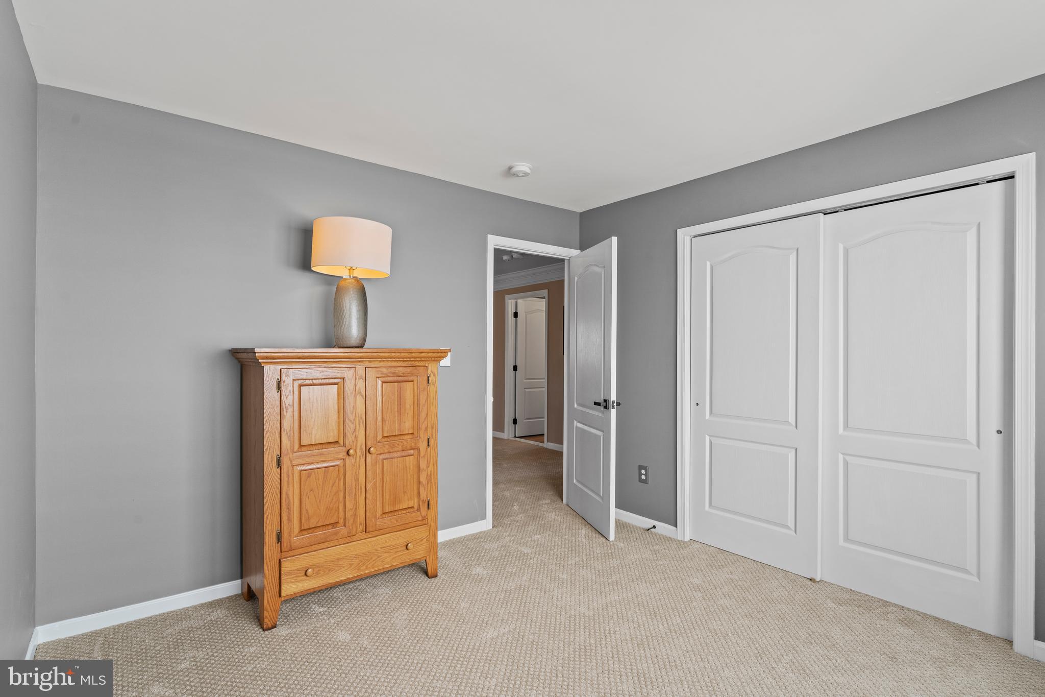 SOUTH RIDING - Residential