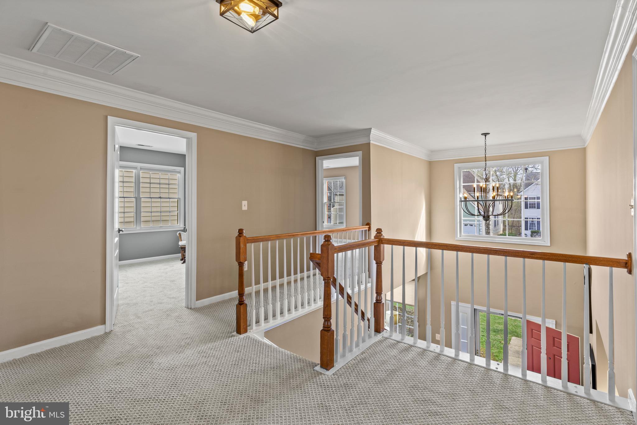 SOUTH RIDING - Residential