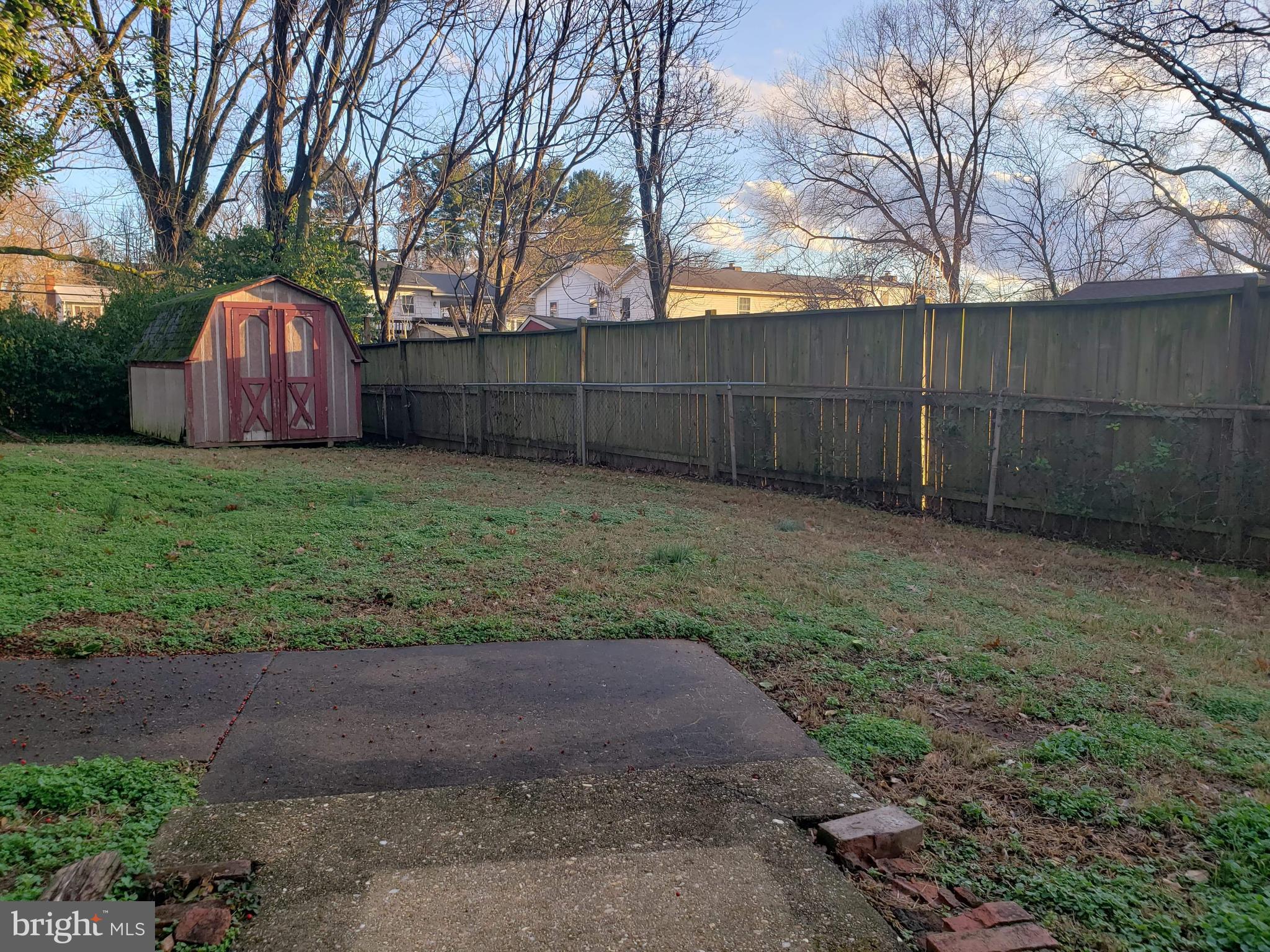 MARUMSCO HILLS - Residential Lease