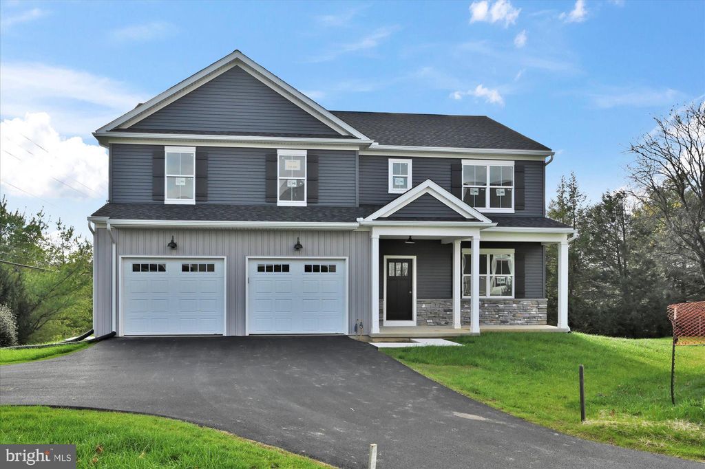 Photo of 712 SCOTLAND CT, LANCASTER, PA 17601 (MLS # PALA2029352)