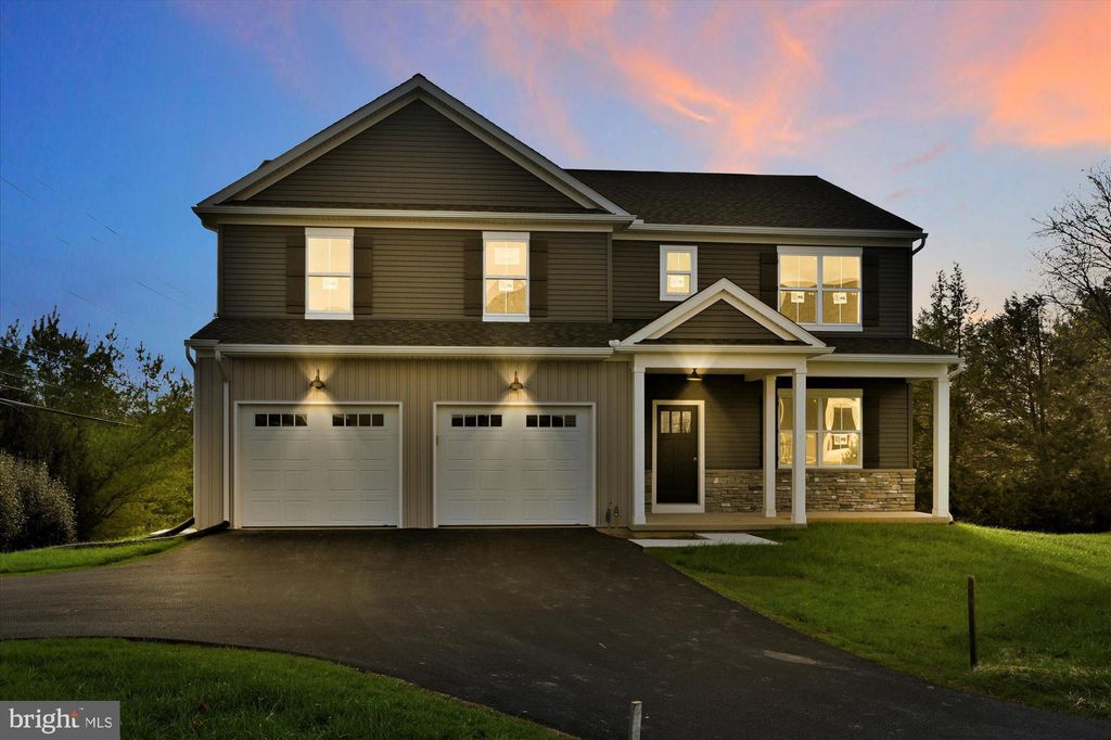 Photo of 712 SCOTLAND CT, LANCASTER, PA 17601 (MLS # PALA2029352)