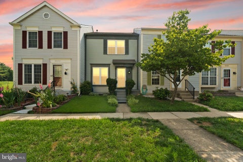 Photo of 6630 High Valley Lane, ALEXANDRIA, VA 22315 (MLS # VAFX2328956)