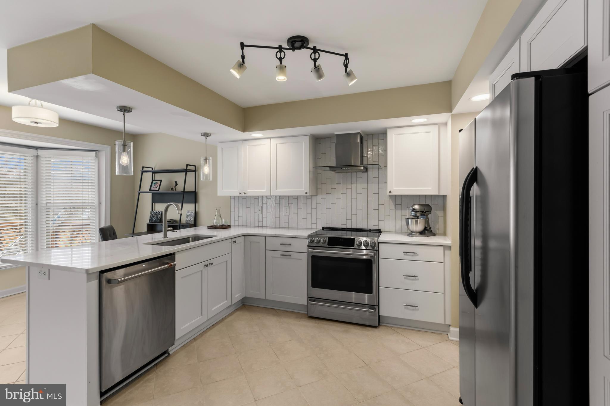 THE GREENS AT FAIRWAY HILLS - Residential