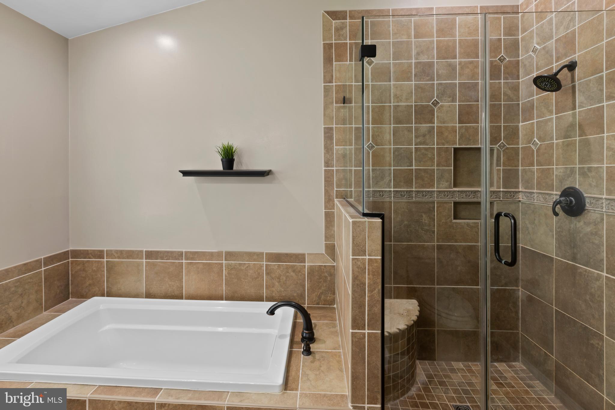 THE GREENS AT FAIRWAY HILLS - Residential