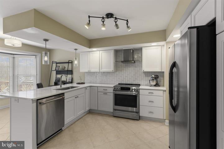 THE GREENS AT FAIRWAY HILLS - Residential
