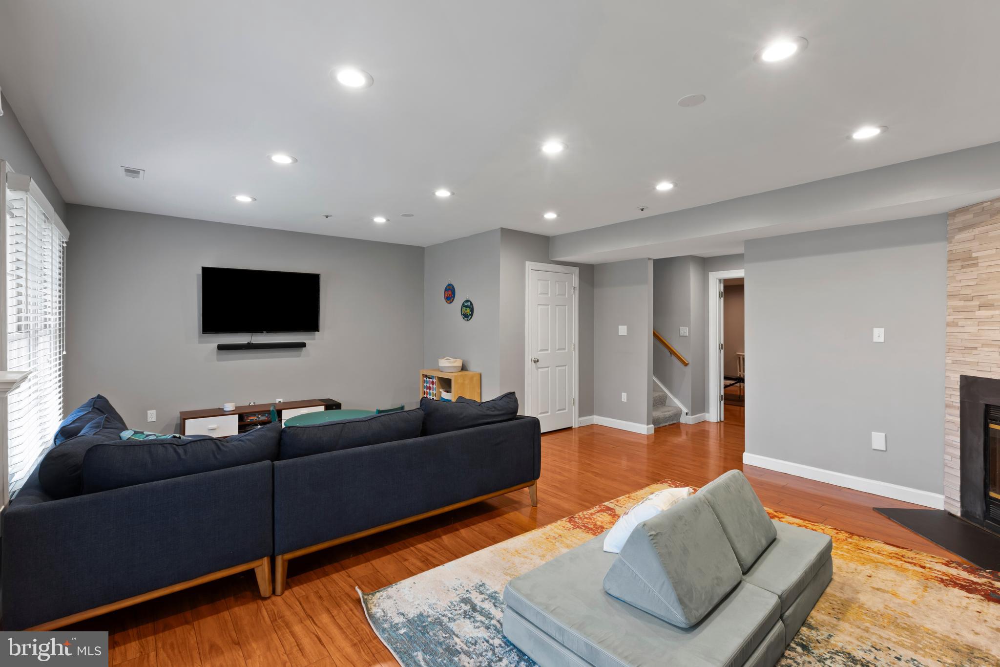 THE GREENS AT FAIRWAY HILLS - Residential